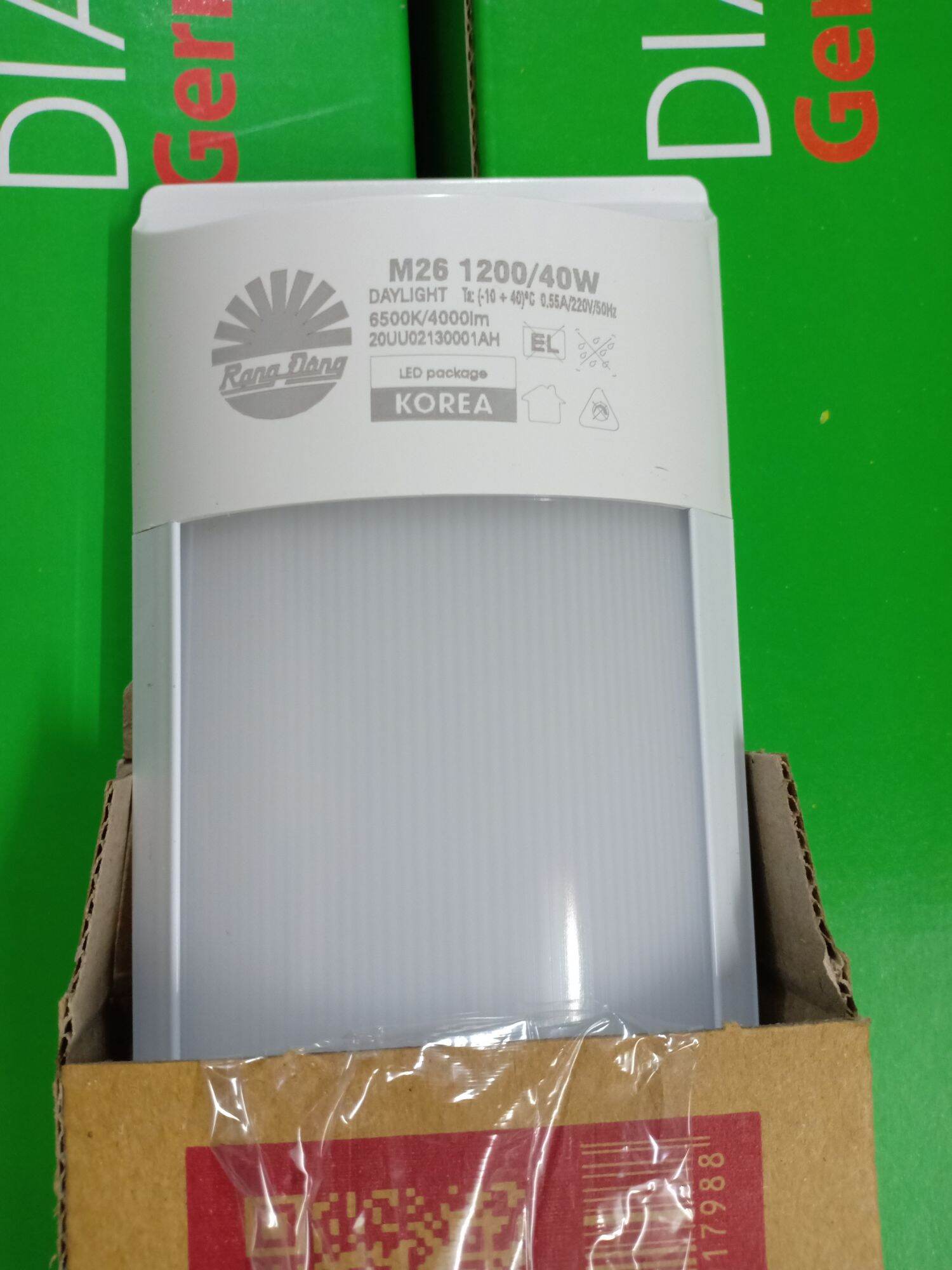 Đèn led bán nguyệt 40W-1,2m MPE,Rạng đông