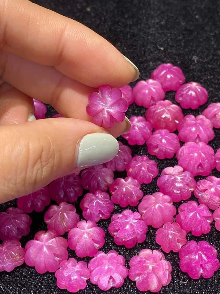 charm cỏ 4 lá ruby tự nhiên mix vòng, làm mặt dây chuyền