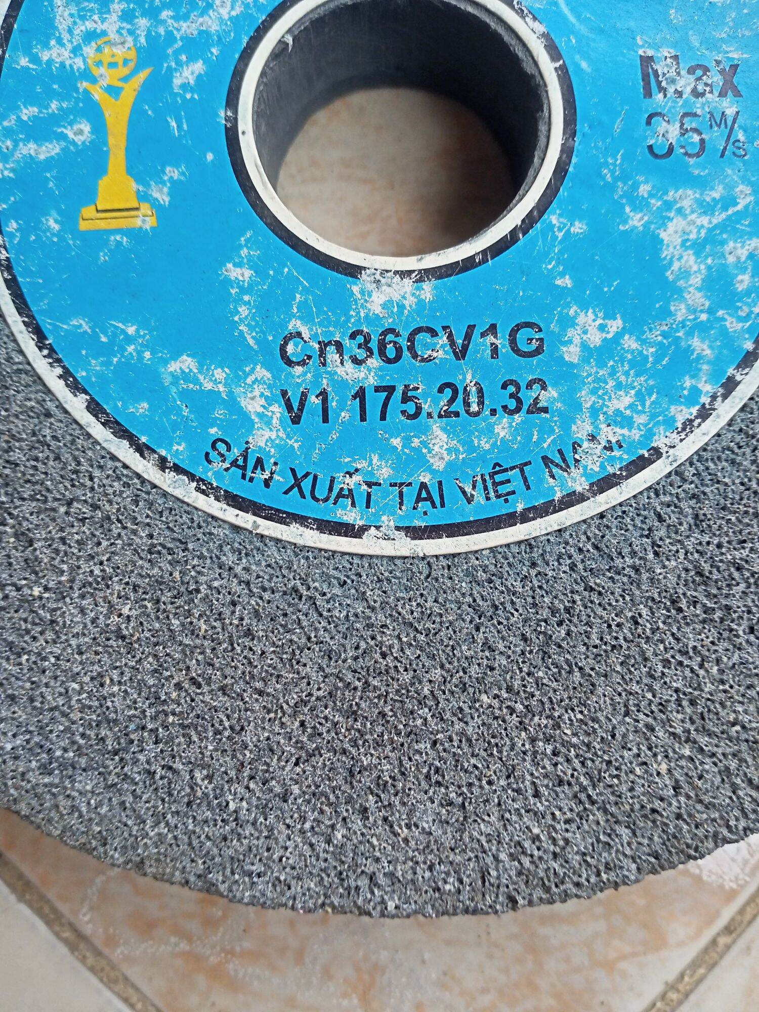 đá mài lửa hải dương 18cm