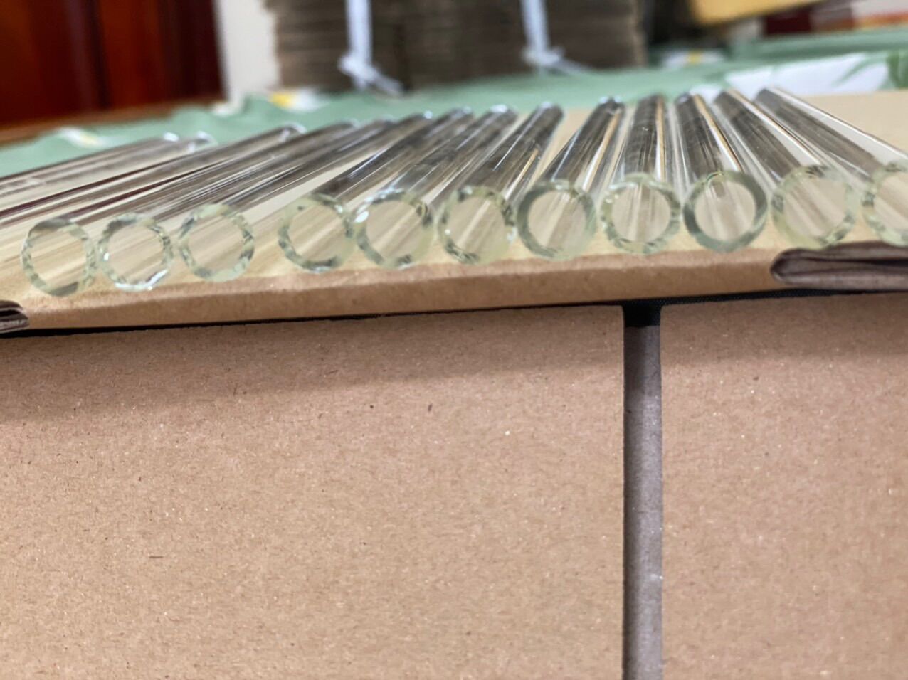 Combo 50 ống nghiệm thủy tinh trong suốt dai 20 cm fi6 có sức chịu nhiệt cao,độ đàn hồi có giãn tốt