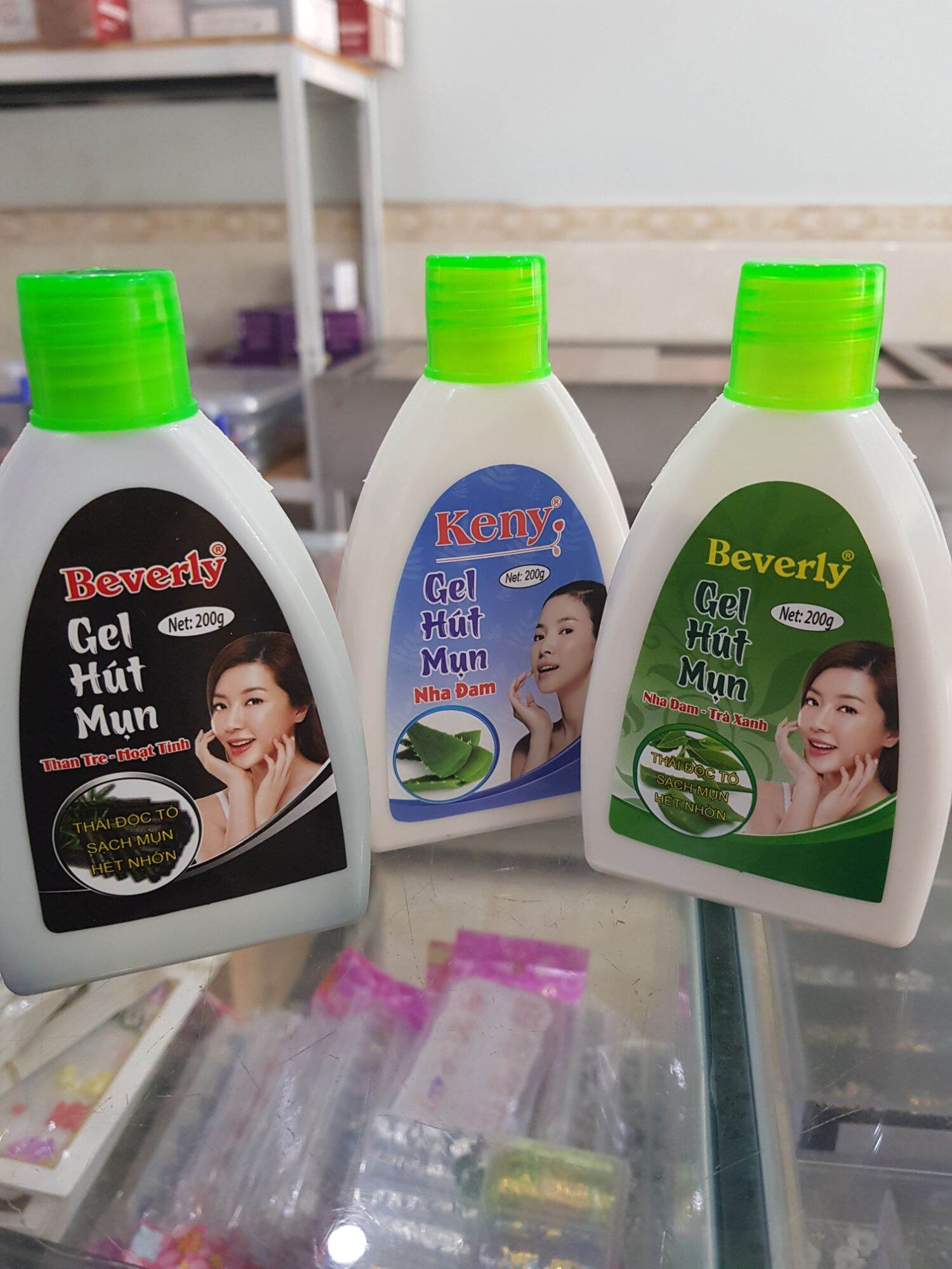 Gel hút mụn beverly, keny