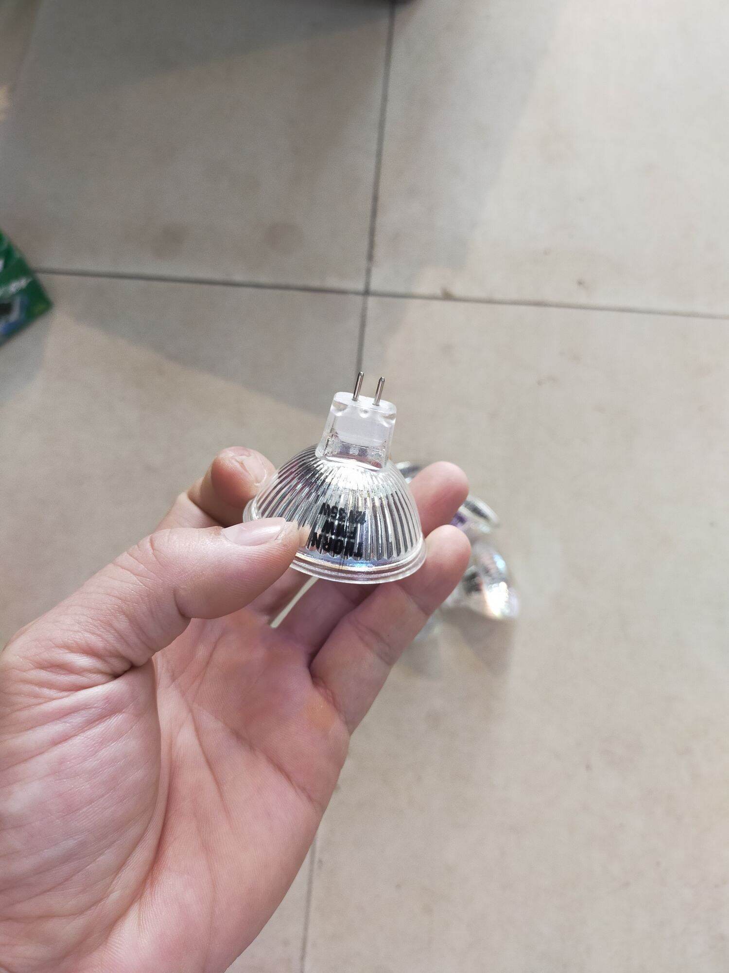 combo 5 bóng nón Mr 16 -35w halogen điện 12v và 220v