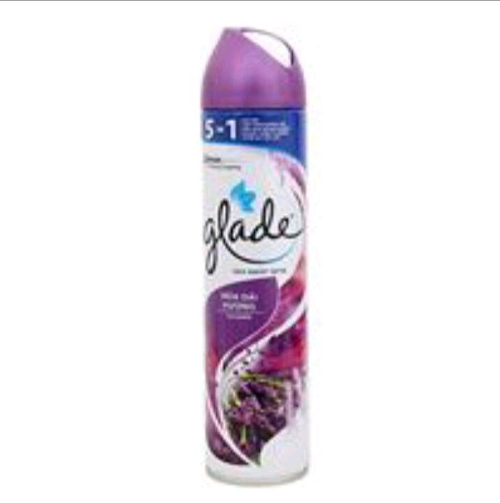 Xịt thơm phòng Glade 280ml ( hương leveder & Hương Hoa)