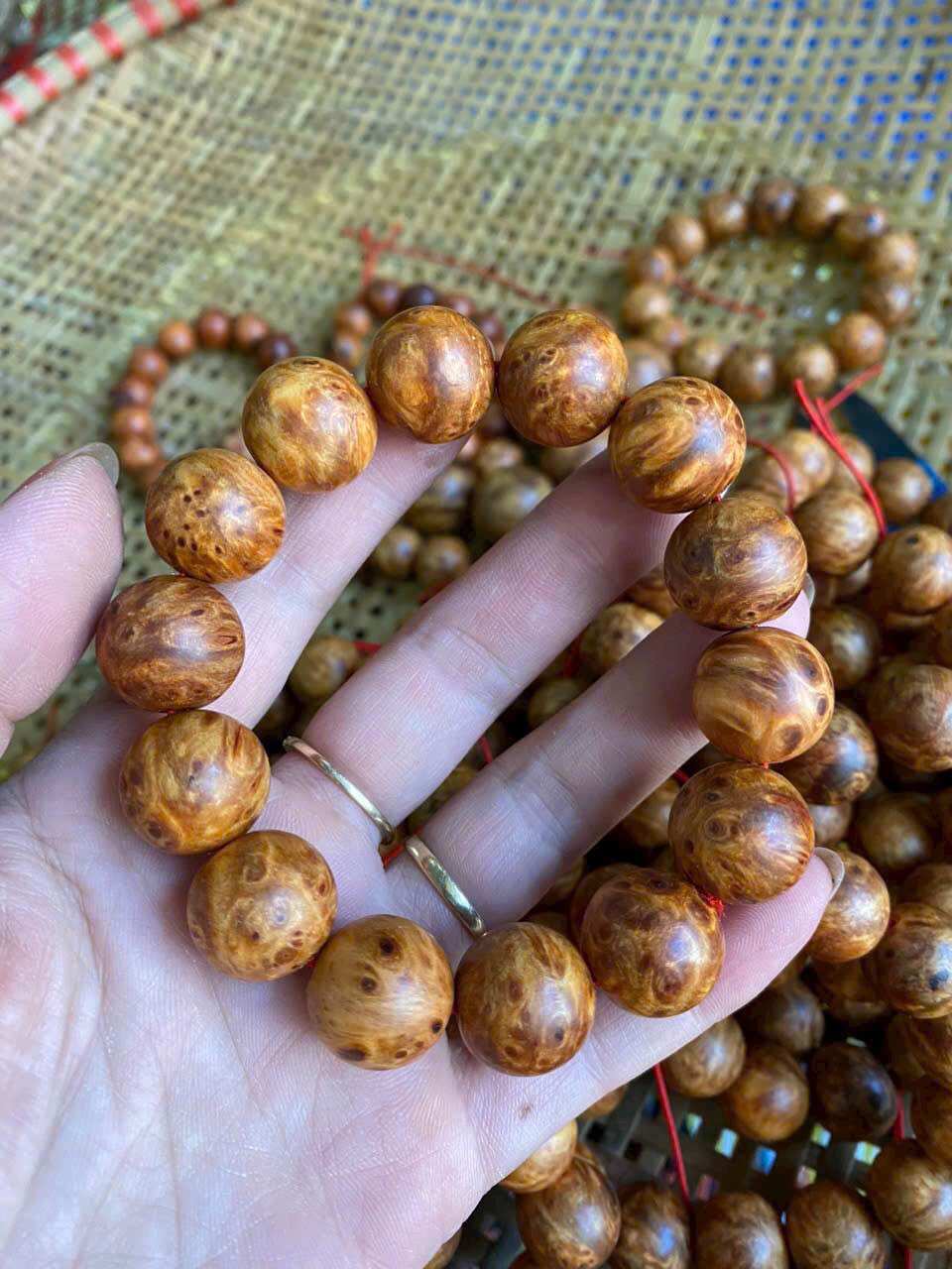 Vòng nu huyết long cao cấp.