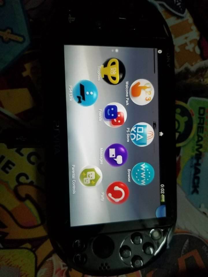 ps vita 2000