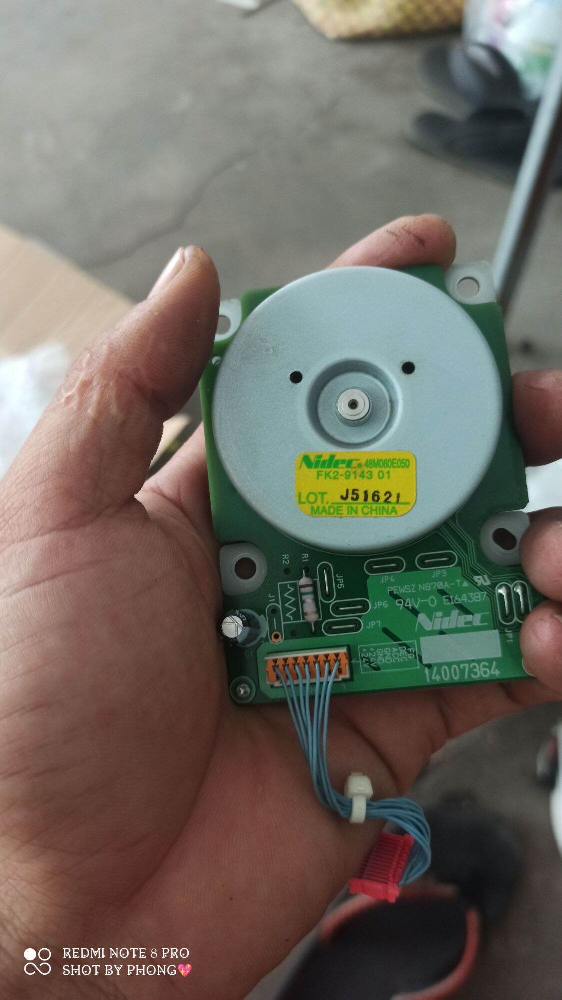 motor không chổi than nidec