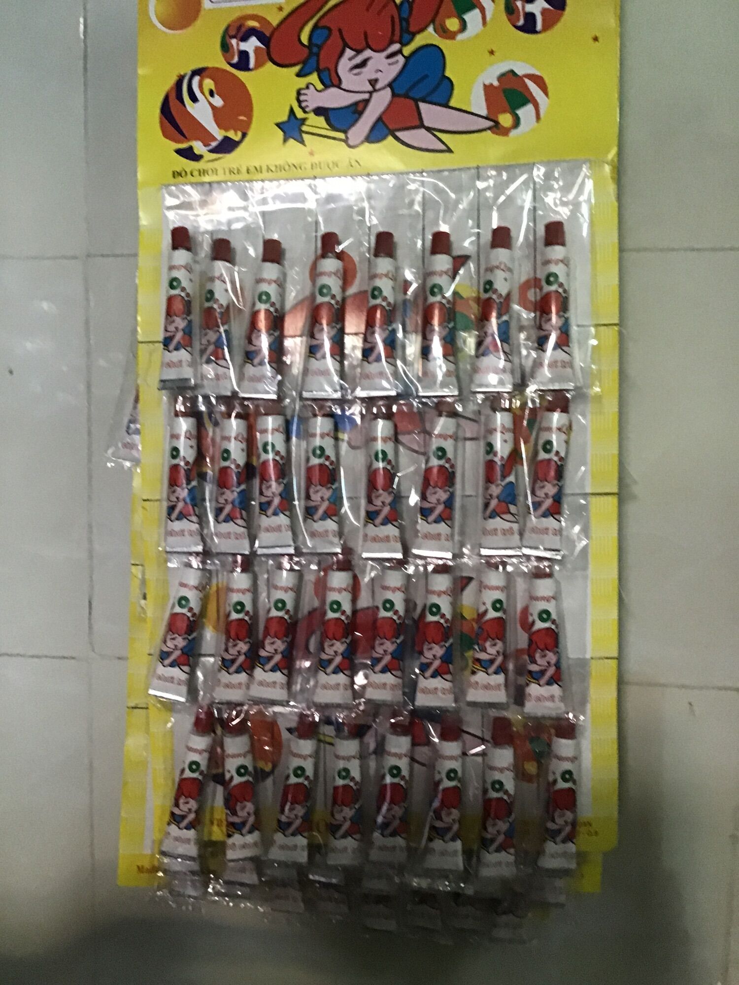 Vỉ KEO BONG BÓNG 32 tuýp