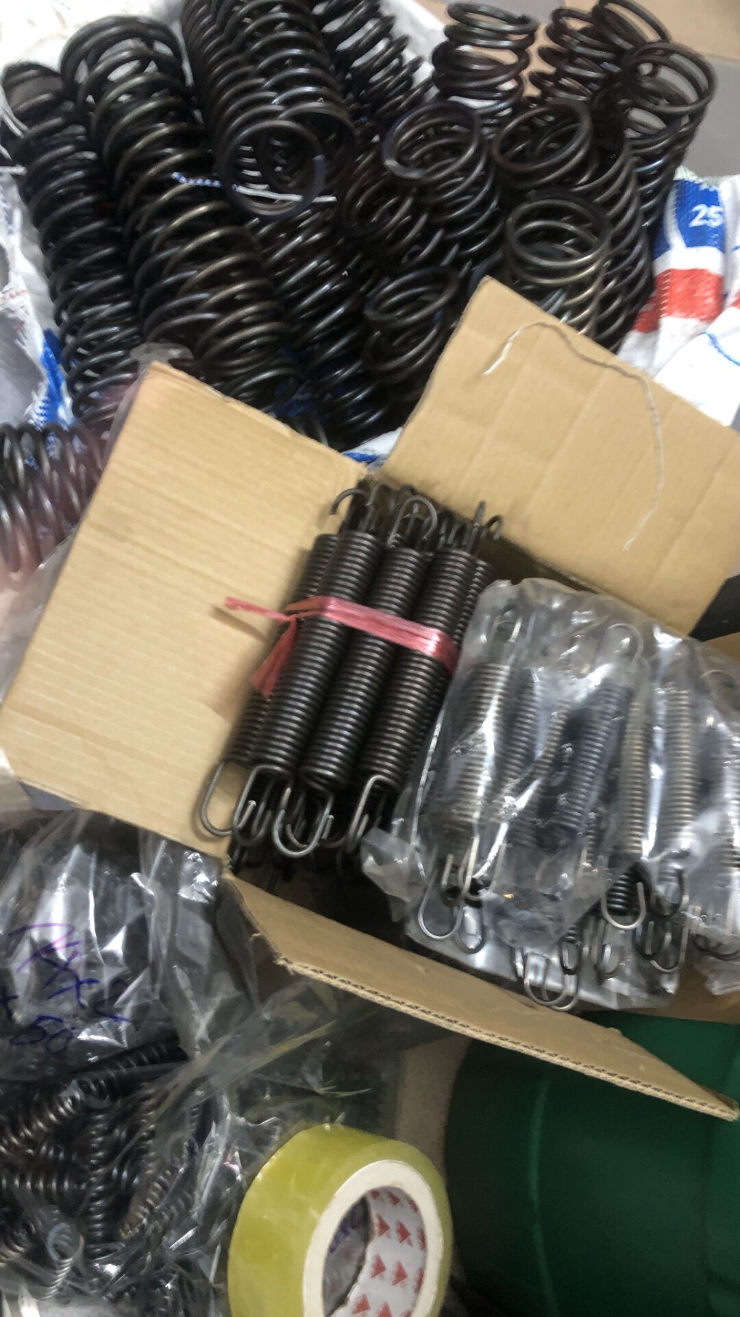 Lò xo nén phi 10;16;20 (sợi 2mm dài 70mm)👍👍👍