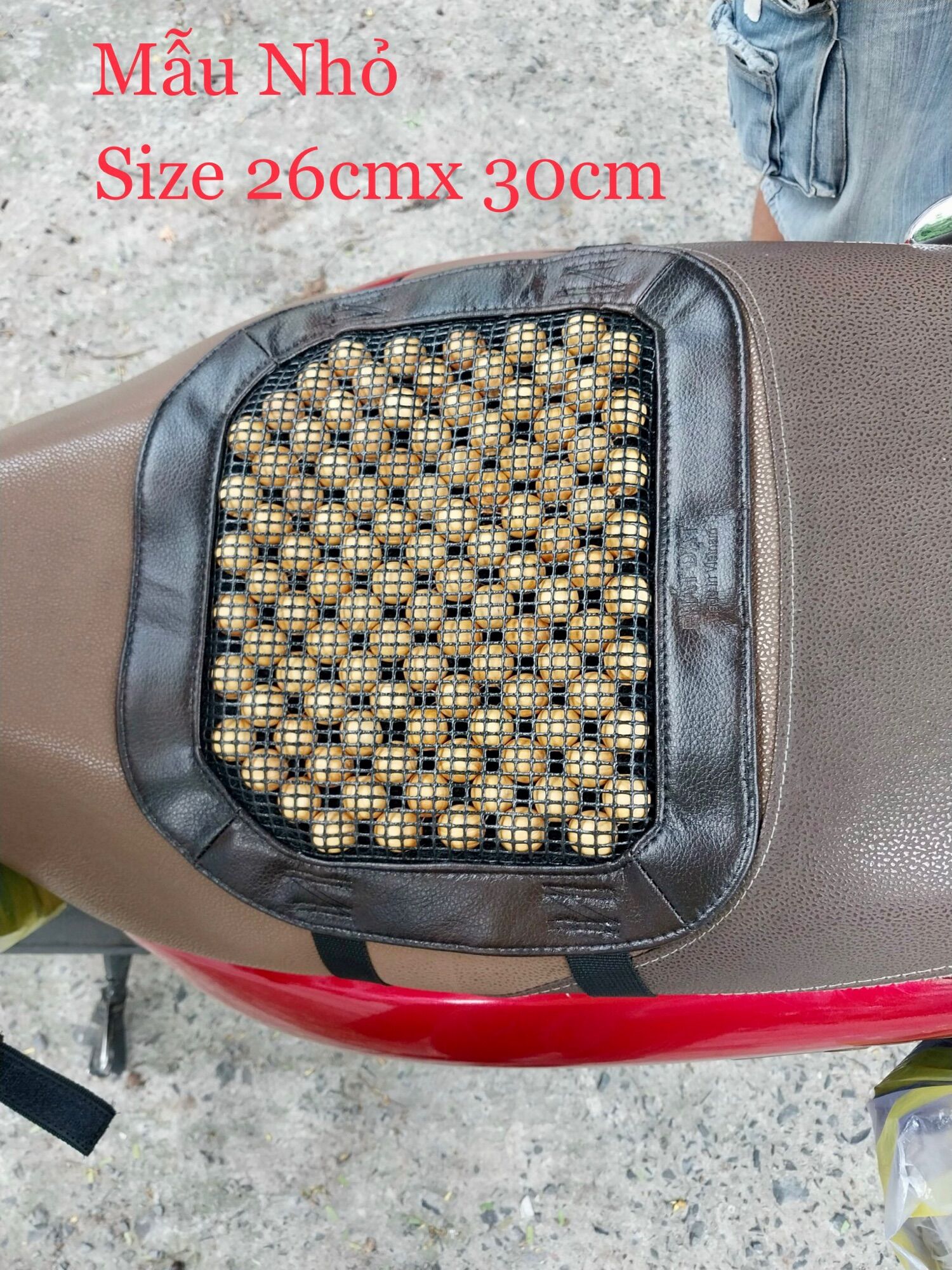Lót yên xe máy hạt gỗ