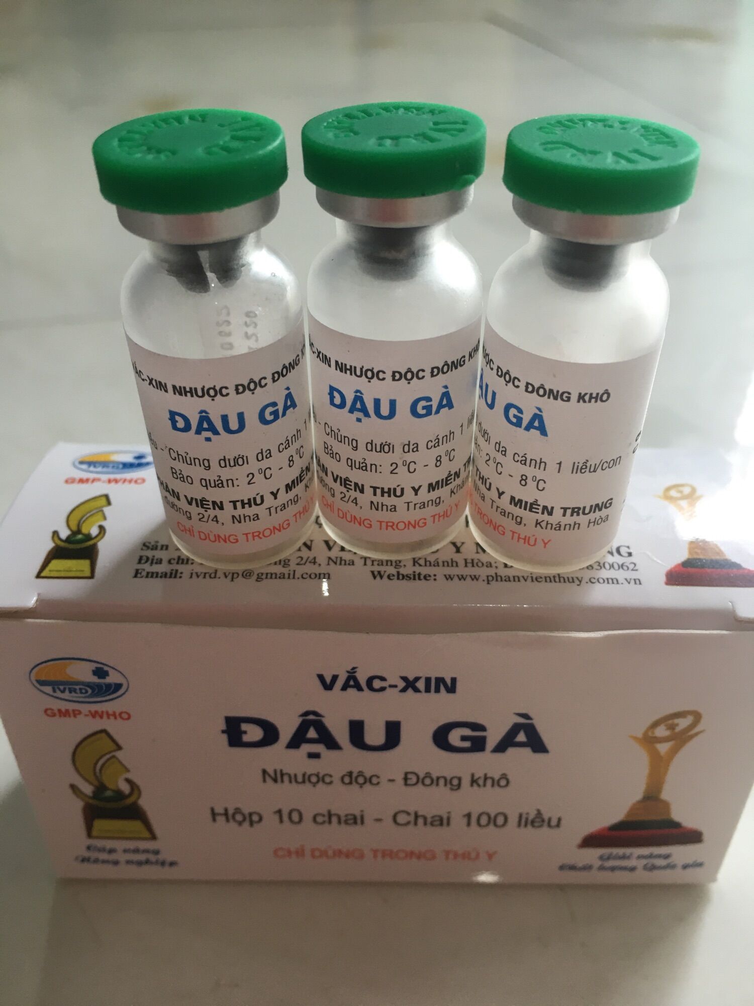 Ngừa đậu gà, mụn cóc.