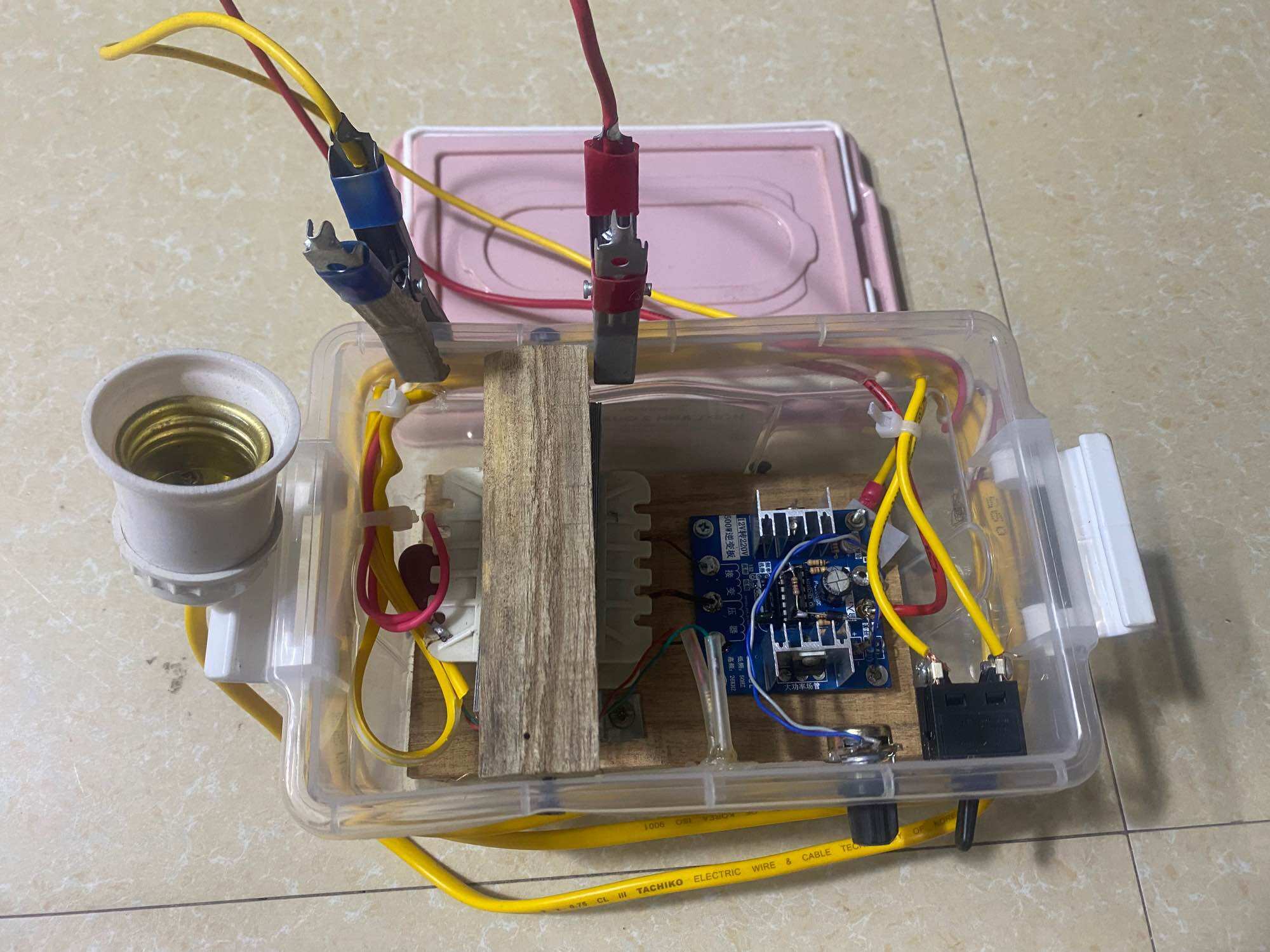 10 tụ điện bã trầu 475J/400v