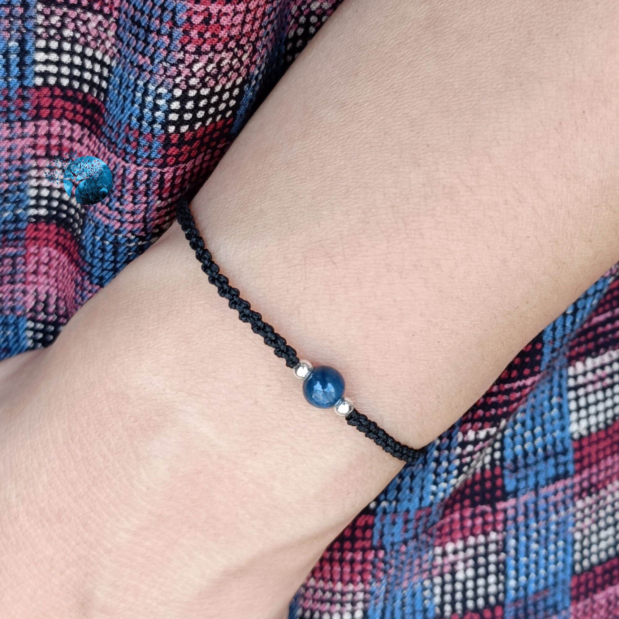 Vòng tay tết dây đá kyanite 5mm
