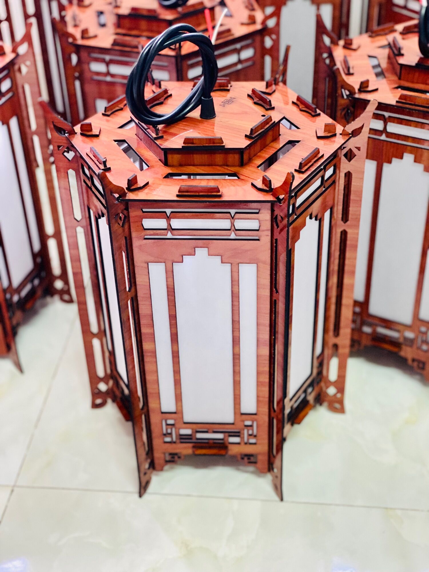 Đèn thả trần gỗ chiều cao 40cm lục giác