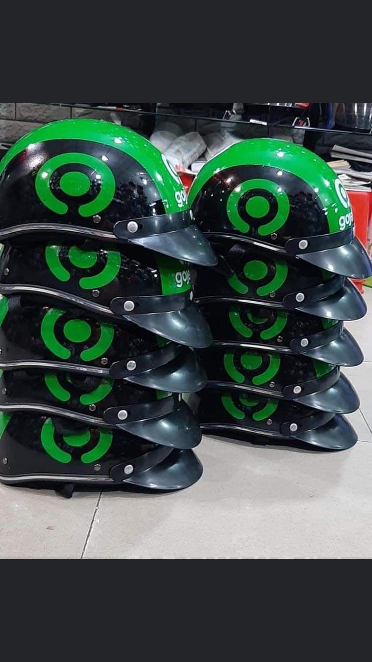 [HCM]Nón bảo hiểm gojek 1/2 Giá tốt hàng lót xịn ôm đầu