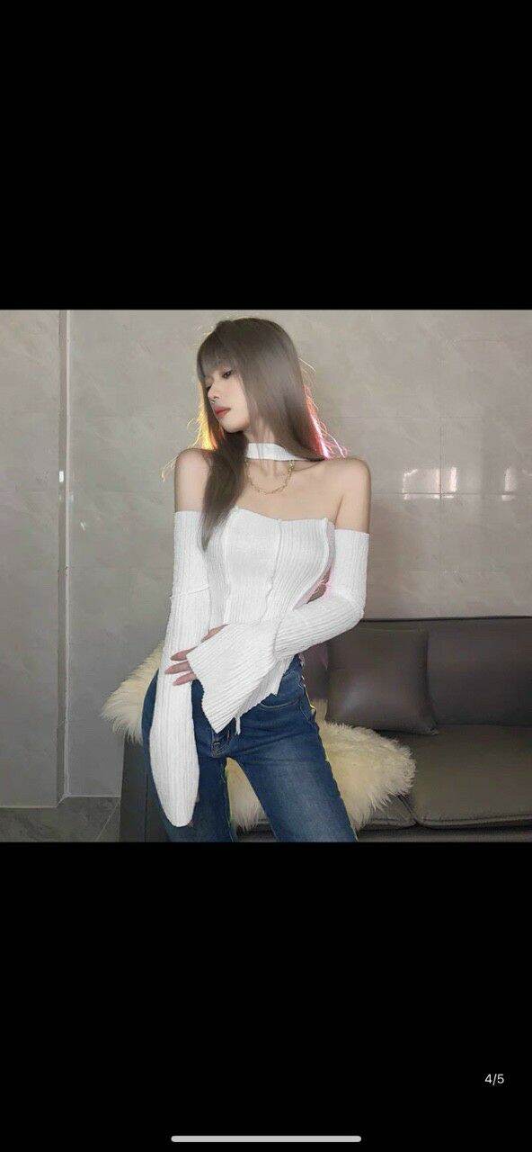 Áo kiểu phong cách tay dài kèm choker