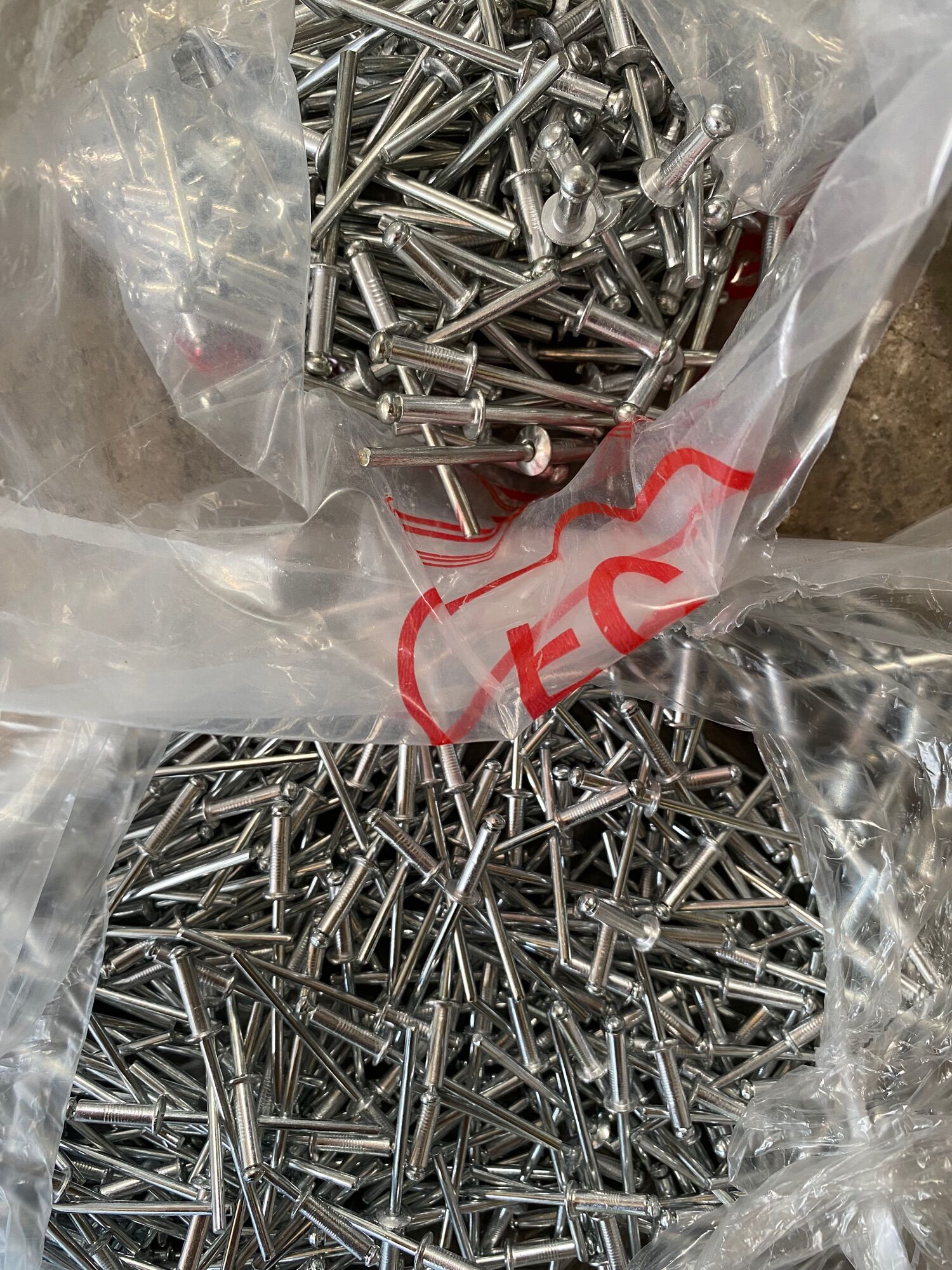 100g Đinh rút, Đinh rive nhôm dài 4 phân, 5 phân