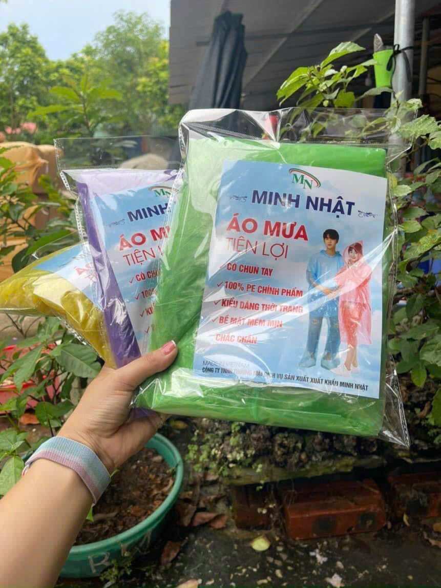  combo 10 cái ÁO MƯA NILONG DÙNG 1 LẦN loại tốt dai dẻo khó rách 