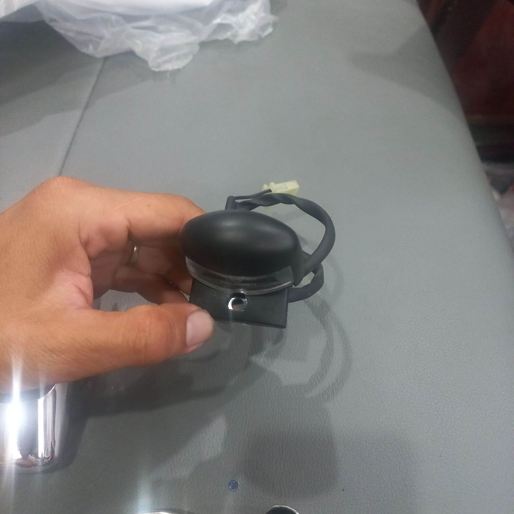 Cóc đèn Biển Số : SH ý , Exciter , Grender , Janus...