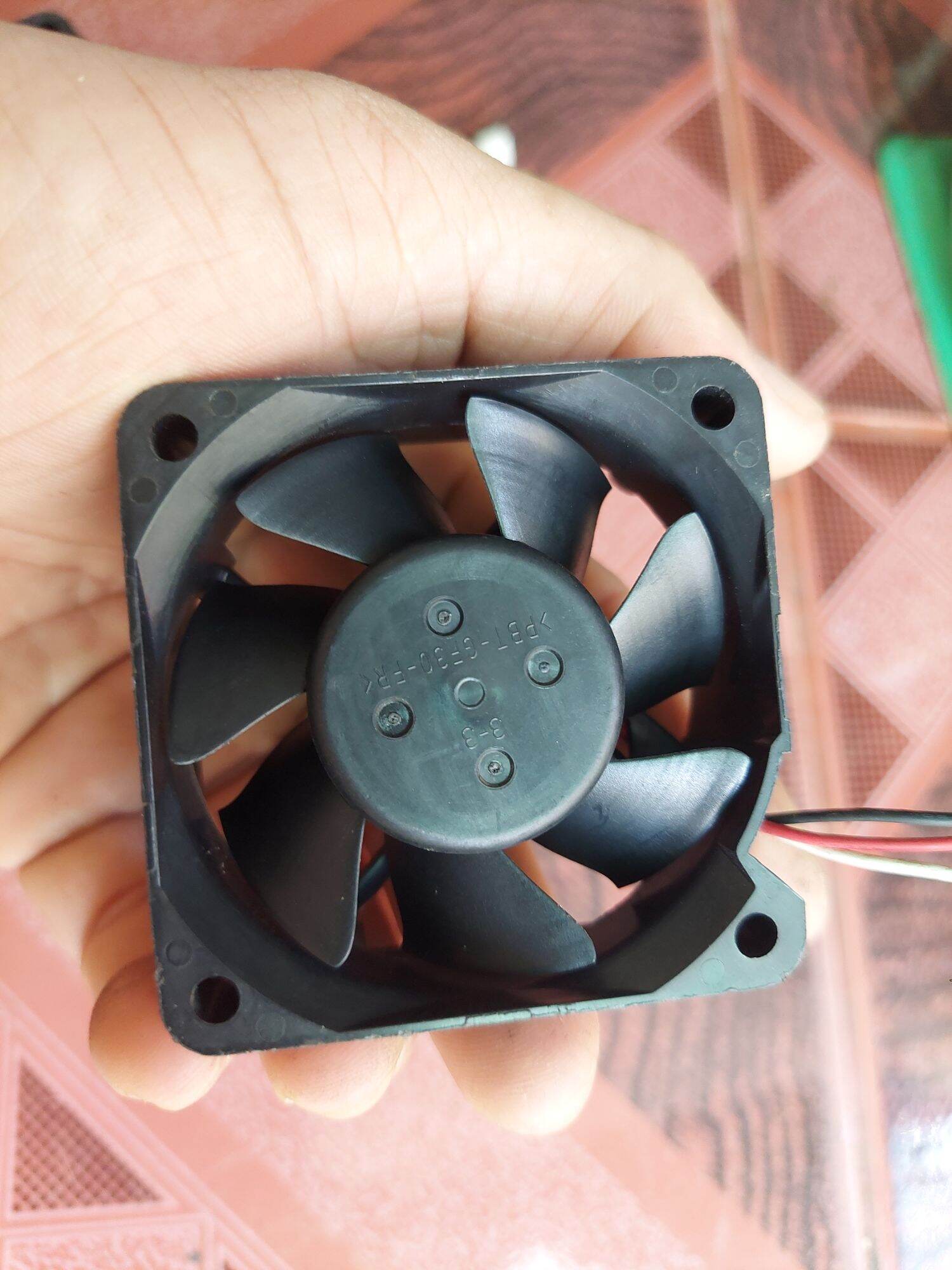 Quạt tản nhiệt 24v NMB 6×6×2.5