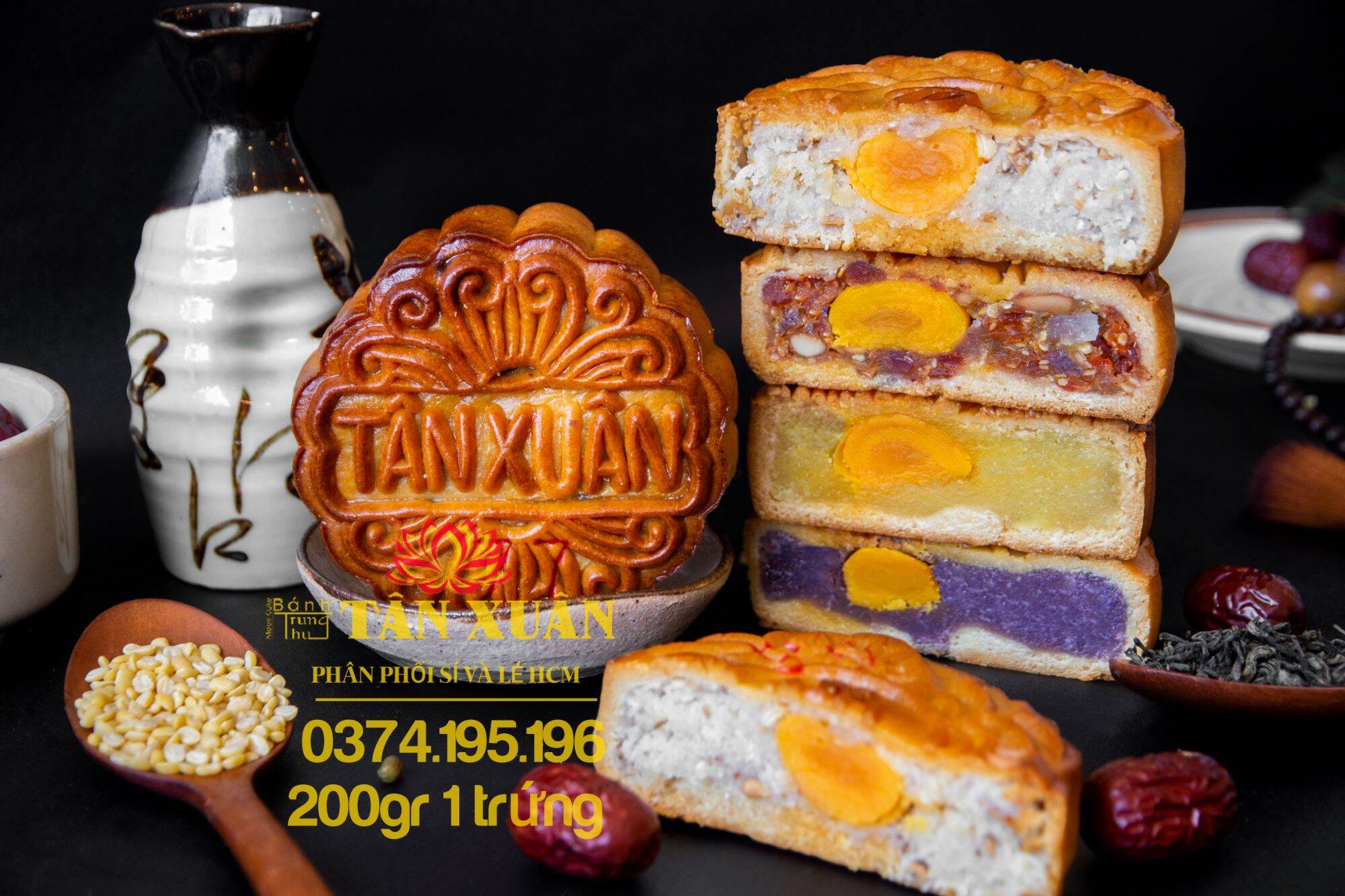 Bánh trung thu Tân Xuân 18k