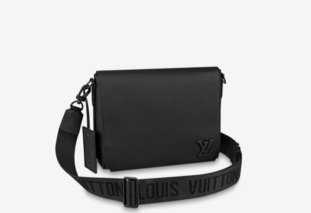Défi Millennium messenger bag and tablet case set – Luxury Leather Goods |  S.T. Dupont