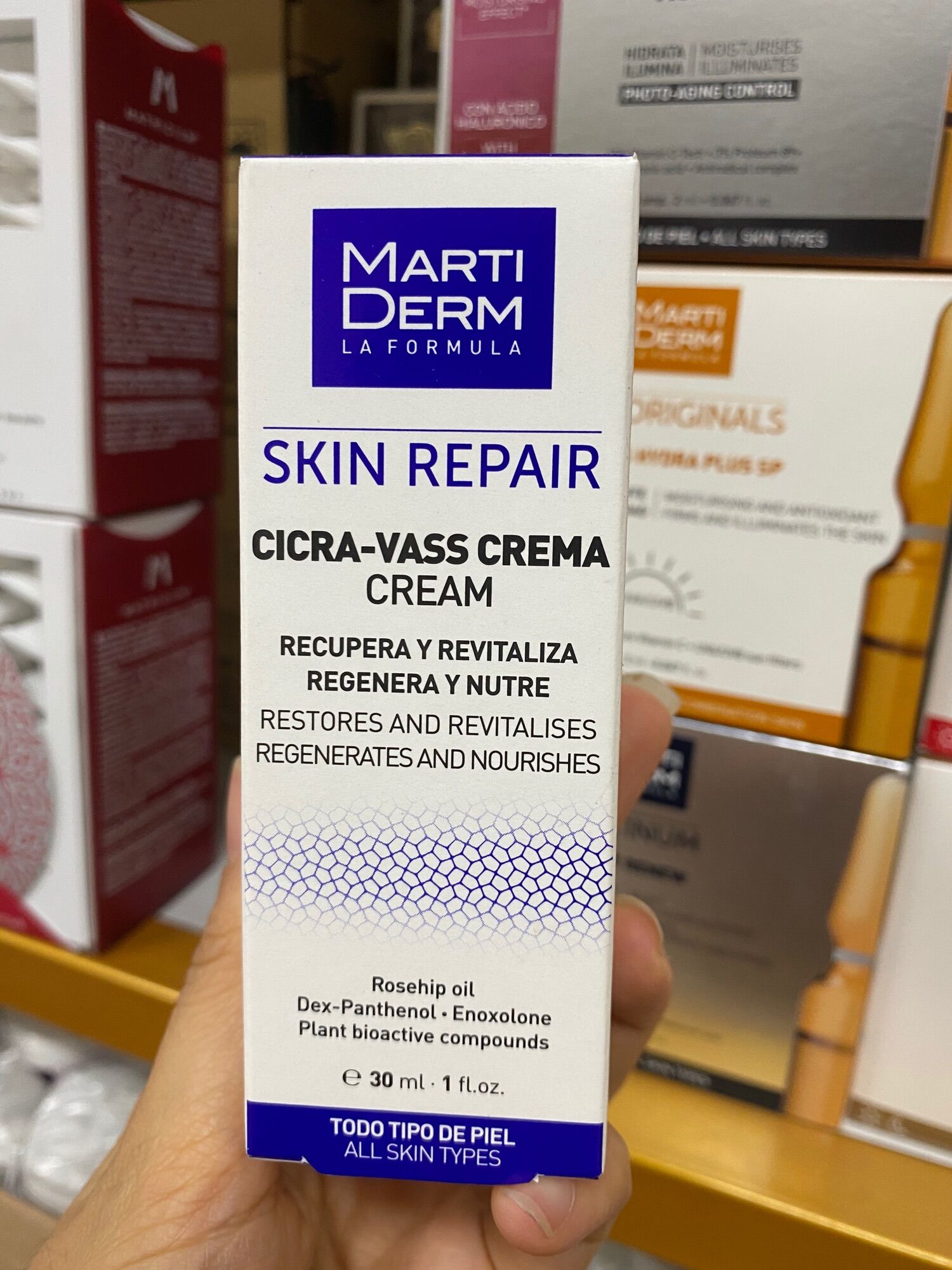 Kem dưỡng tái tạo & phục hồi da nhạy cảm - martiderm skin repair cicra vass cream
