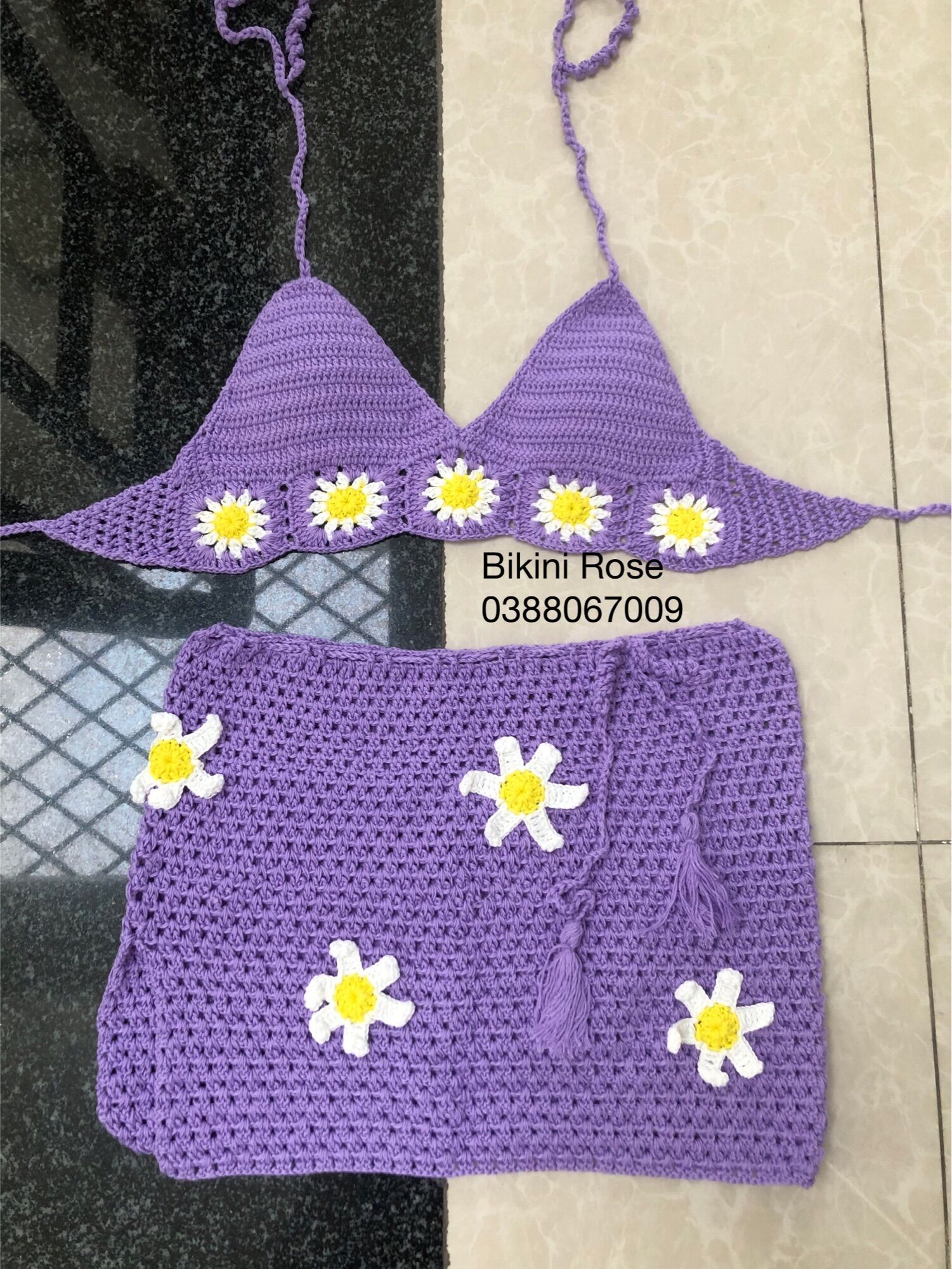 Bikini len móc kèm khăn