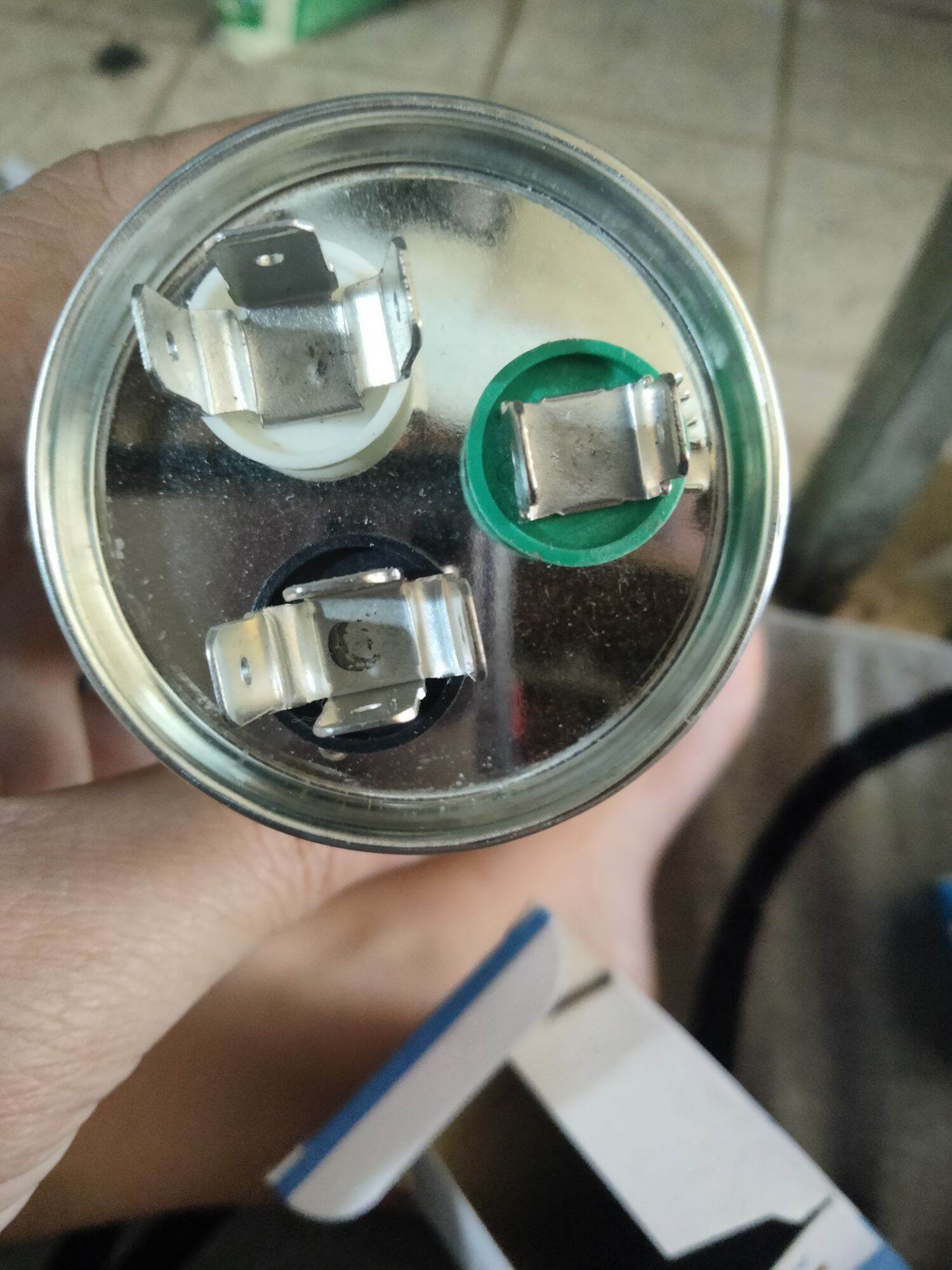 tụ cục nóng máy lạnh 3 chân 30+1.5mf
