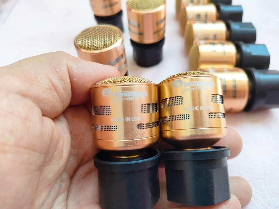 Củ micro soundtrack pro 700