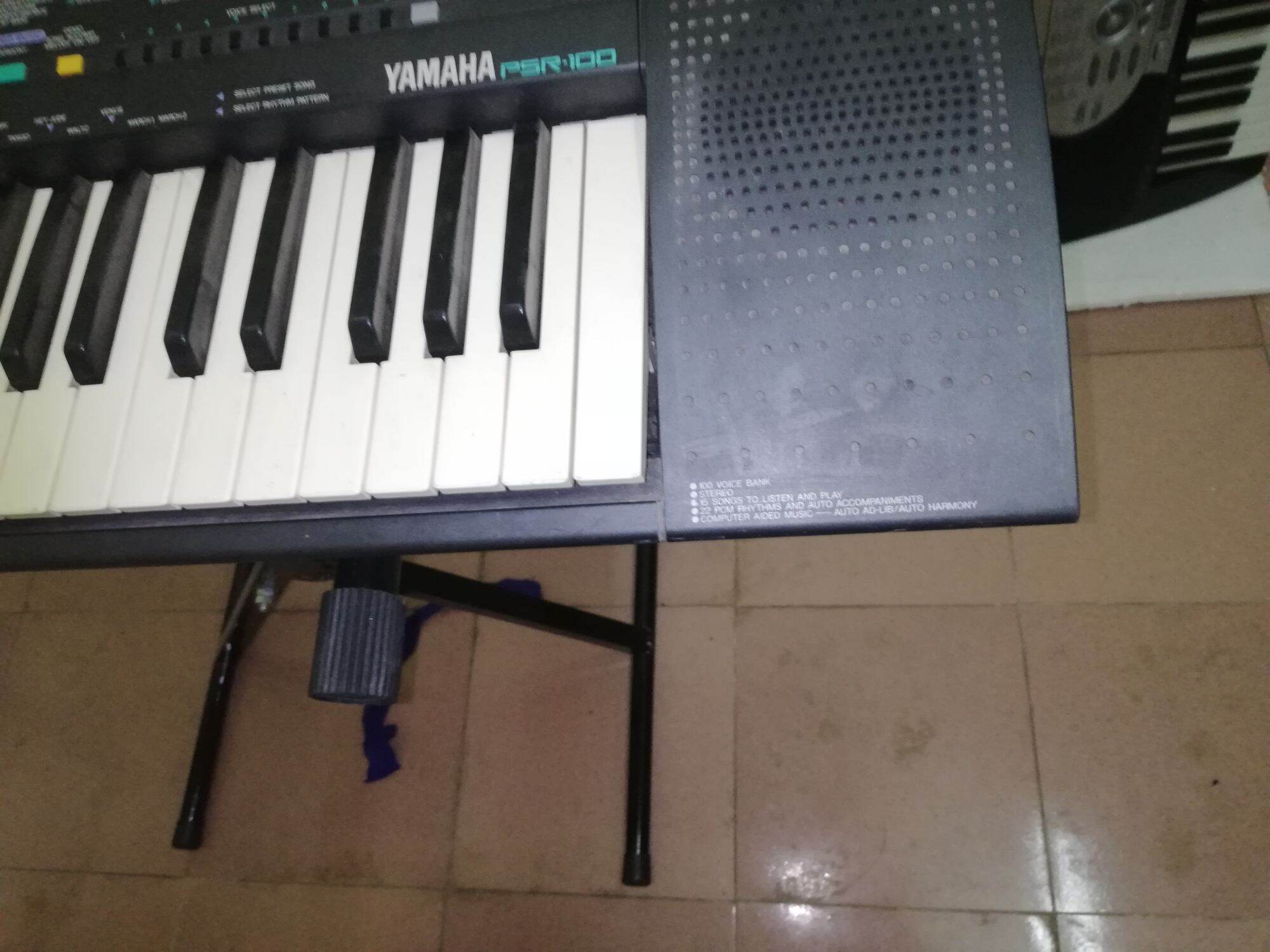 Đàn organ Yamaha PSR 100