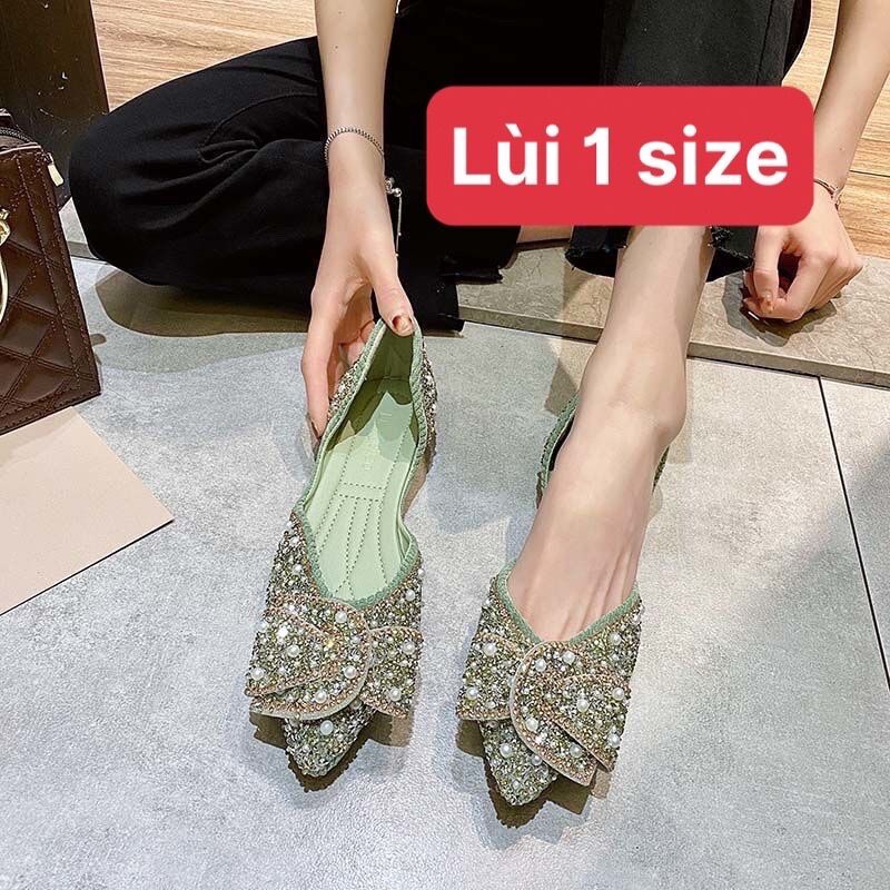Giày bệt búp bê mũi nhọn đính đá lấp lánh