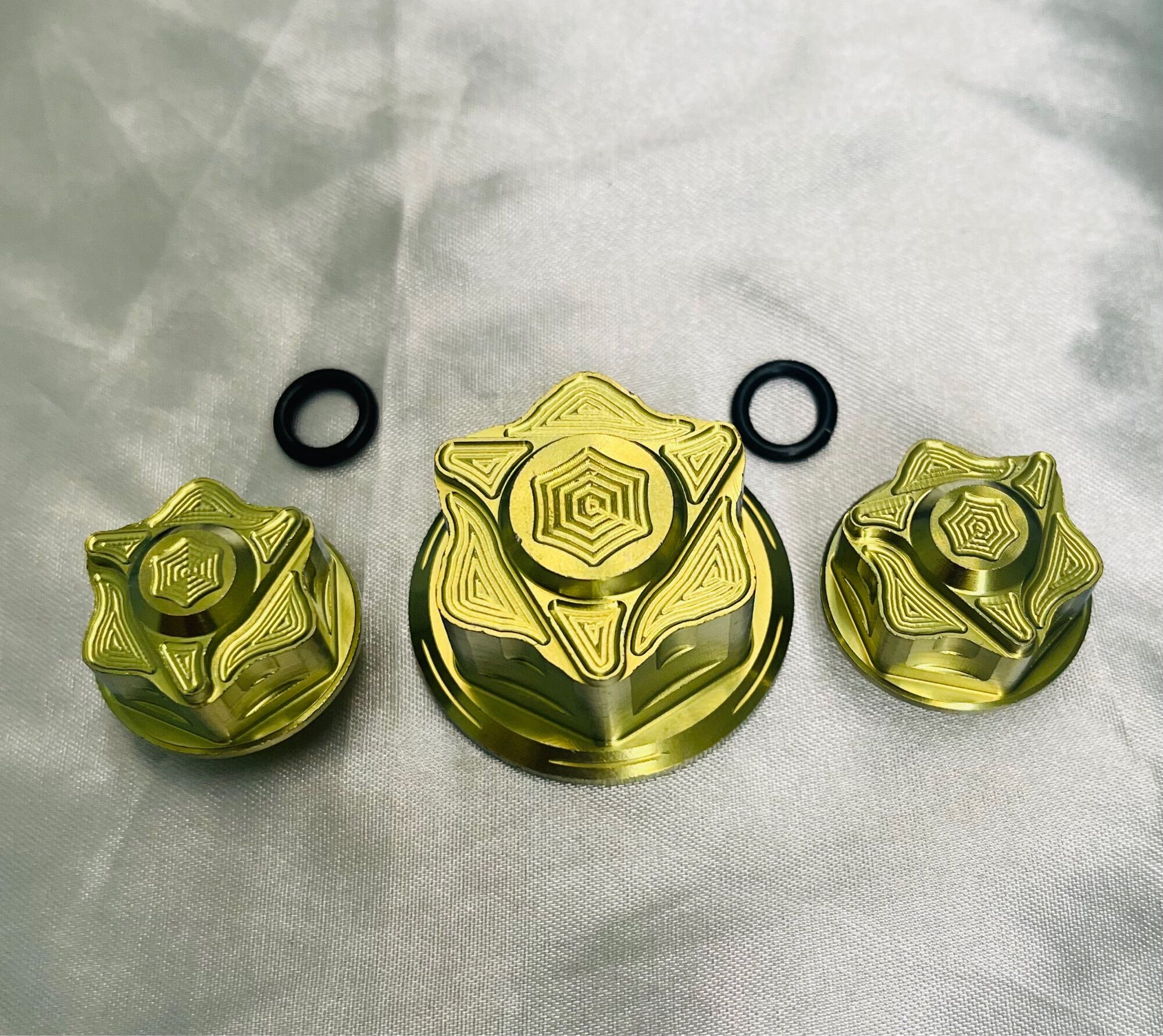 (GR5 XỊN) Combo 3 ốc chảng ba titan lắp gidong raider satria sonic cực đẹp ( có bán lẻ )