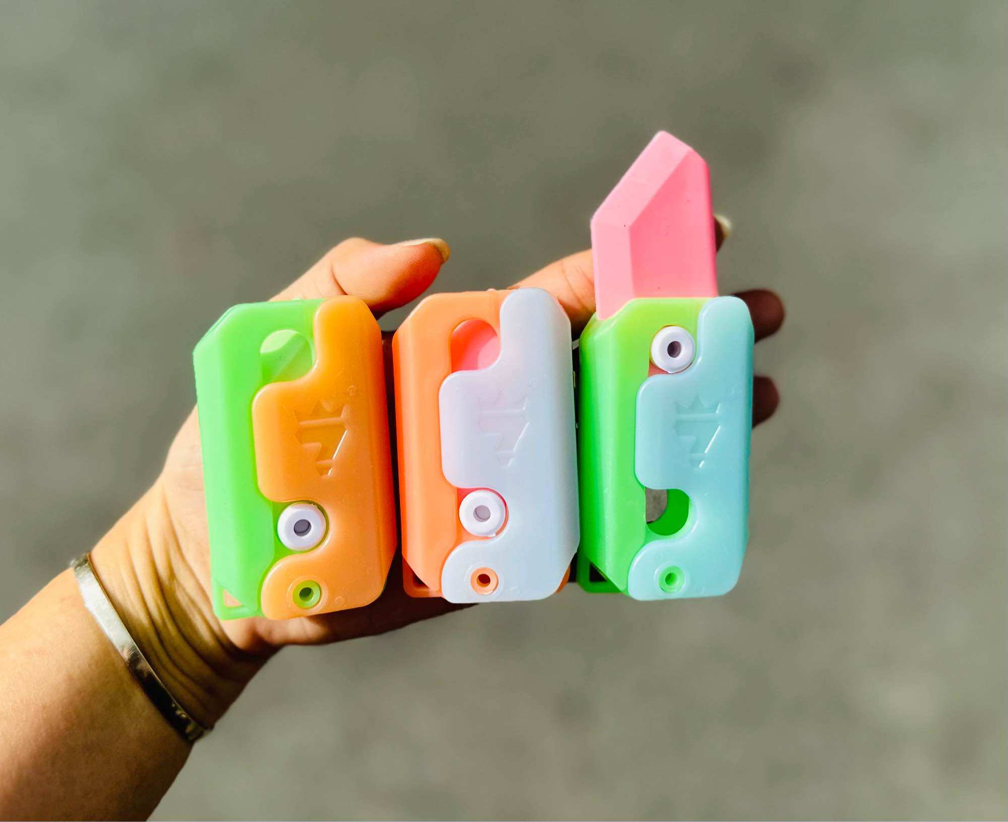 Dao vô tri 3d, dao cà rốt kết hợp gôm tẩy bút chì 2in1