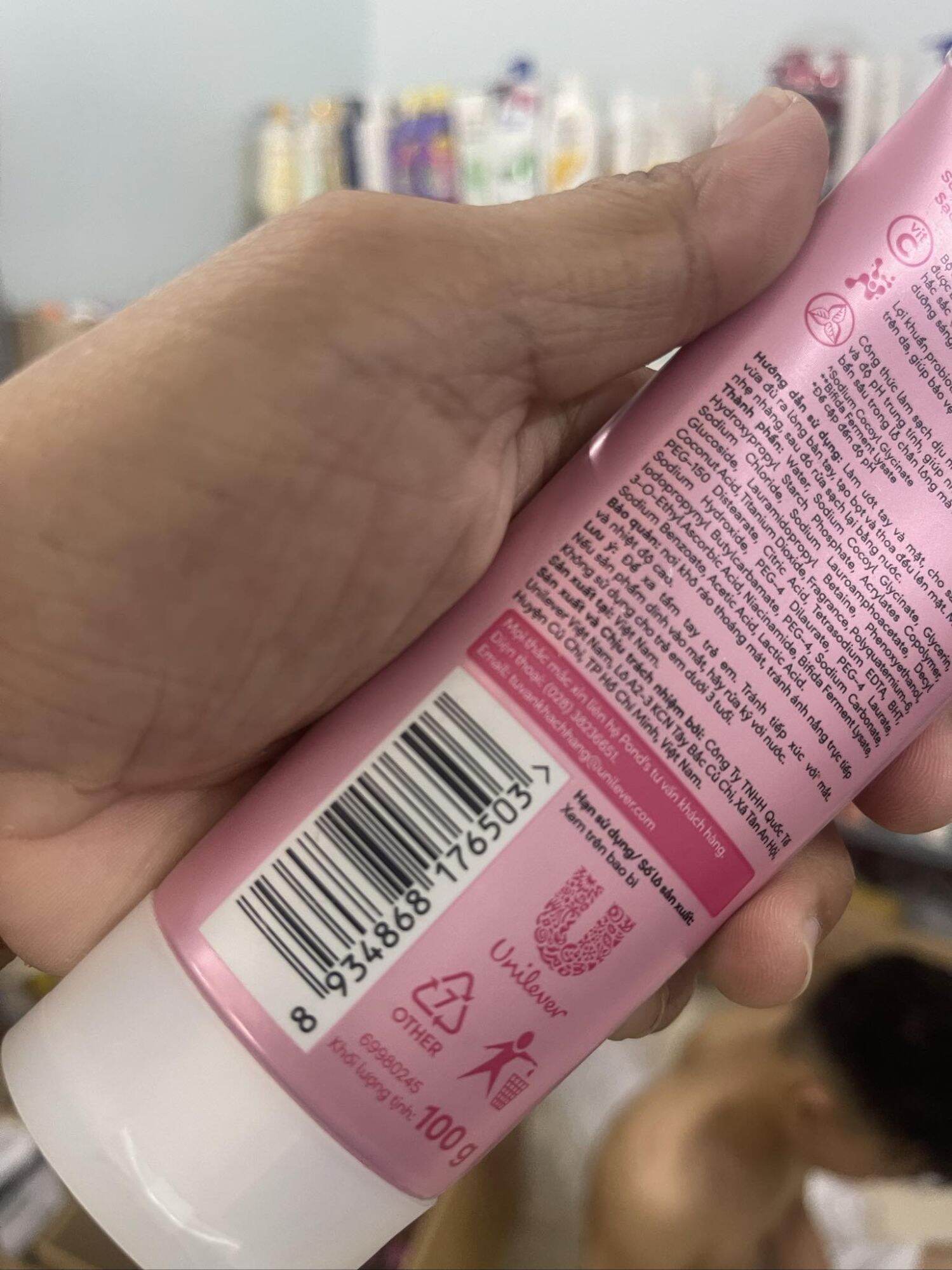 sữa rửa mặt pond's sáng mịn 100g