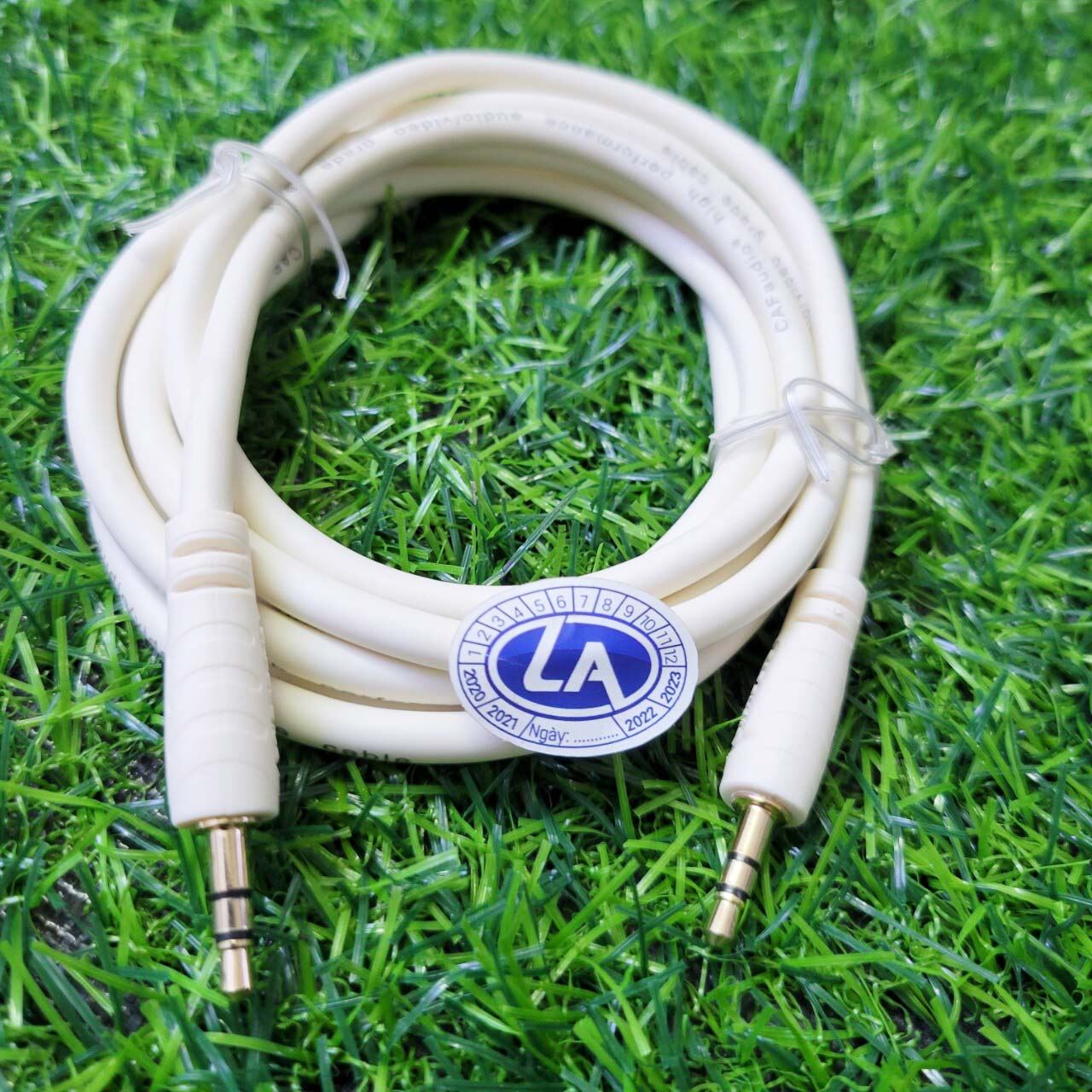 Dây tín hiệu 3.5mm ra av