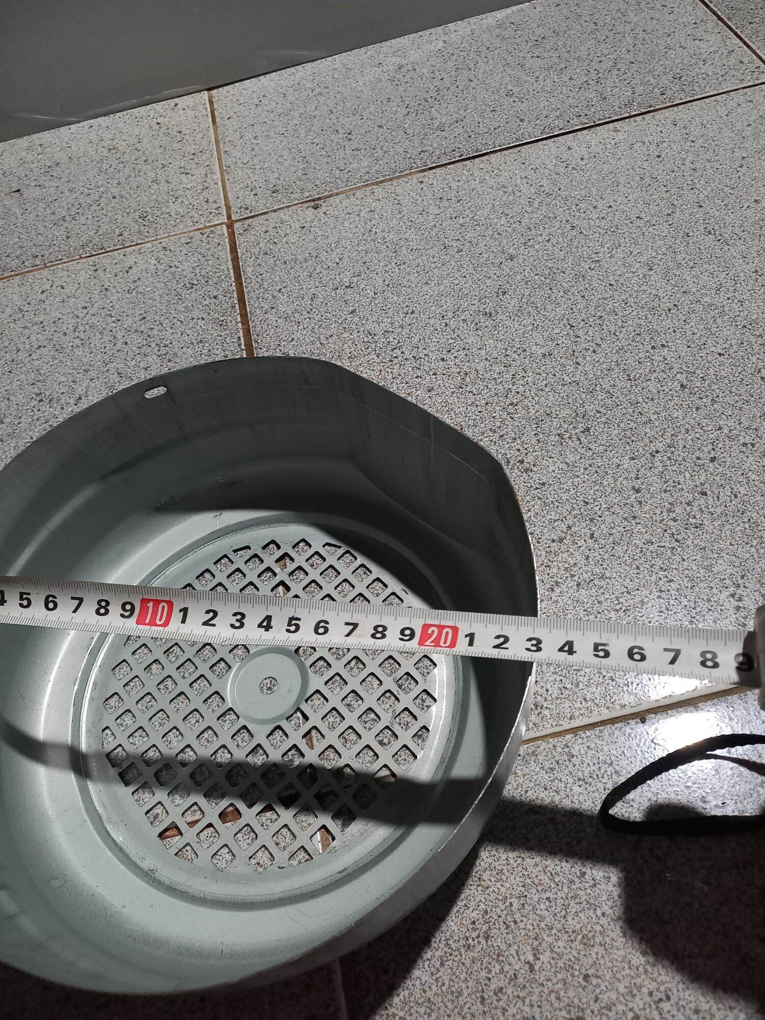 Lòng chụp cánh gió motor, chụp gió motor 23cm. mới 100%