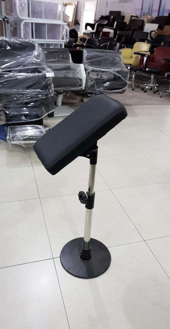 Kệ kê tay xăm tatto