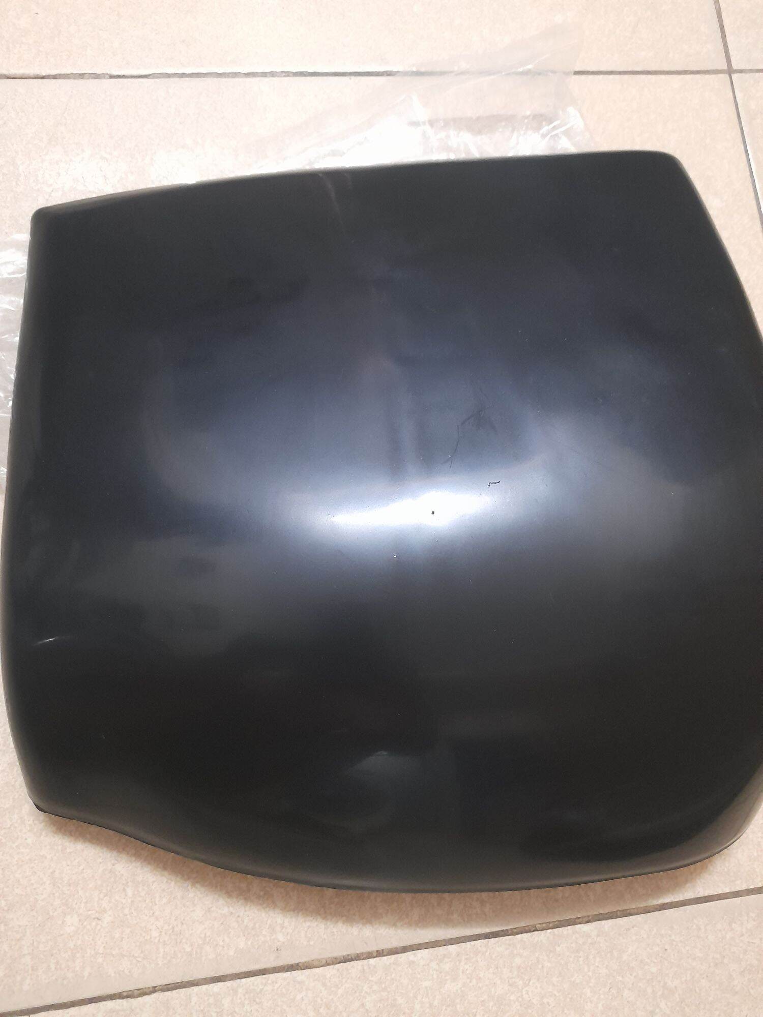 Ốp nhựa cản bên phải xe tải k3000, k165, k140, kia 1.4 tấn