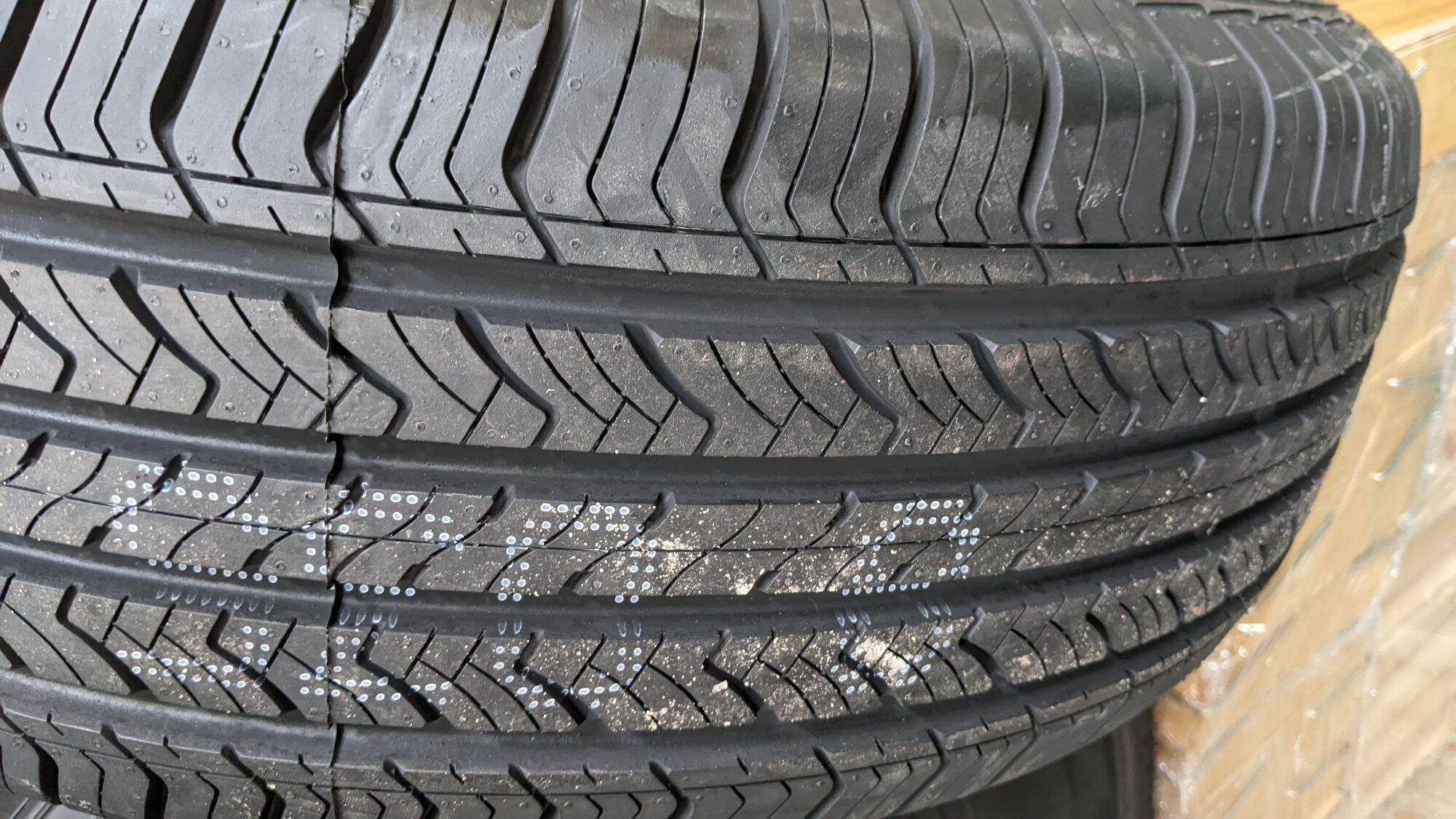 Lốp 265/70R15 112H Maxxis HP-M3