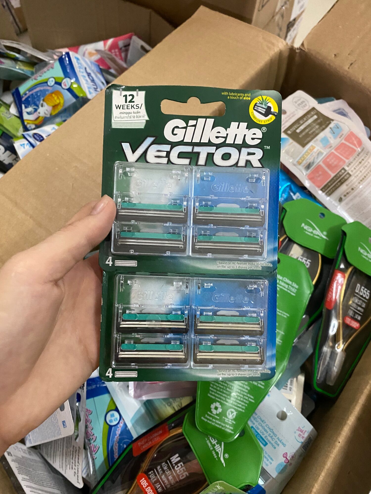 Gillette Vector lưỡi cạo râu 4lưỡi -2 lưỡi - gillete mach3+ 3
