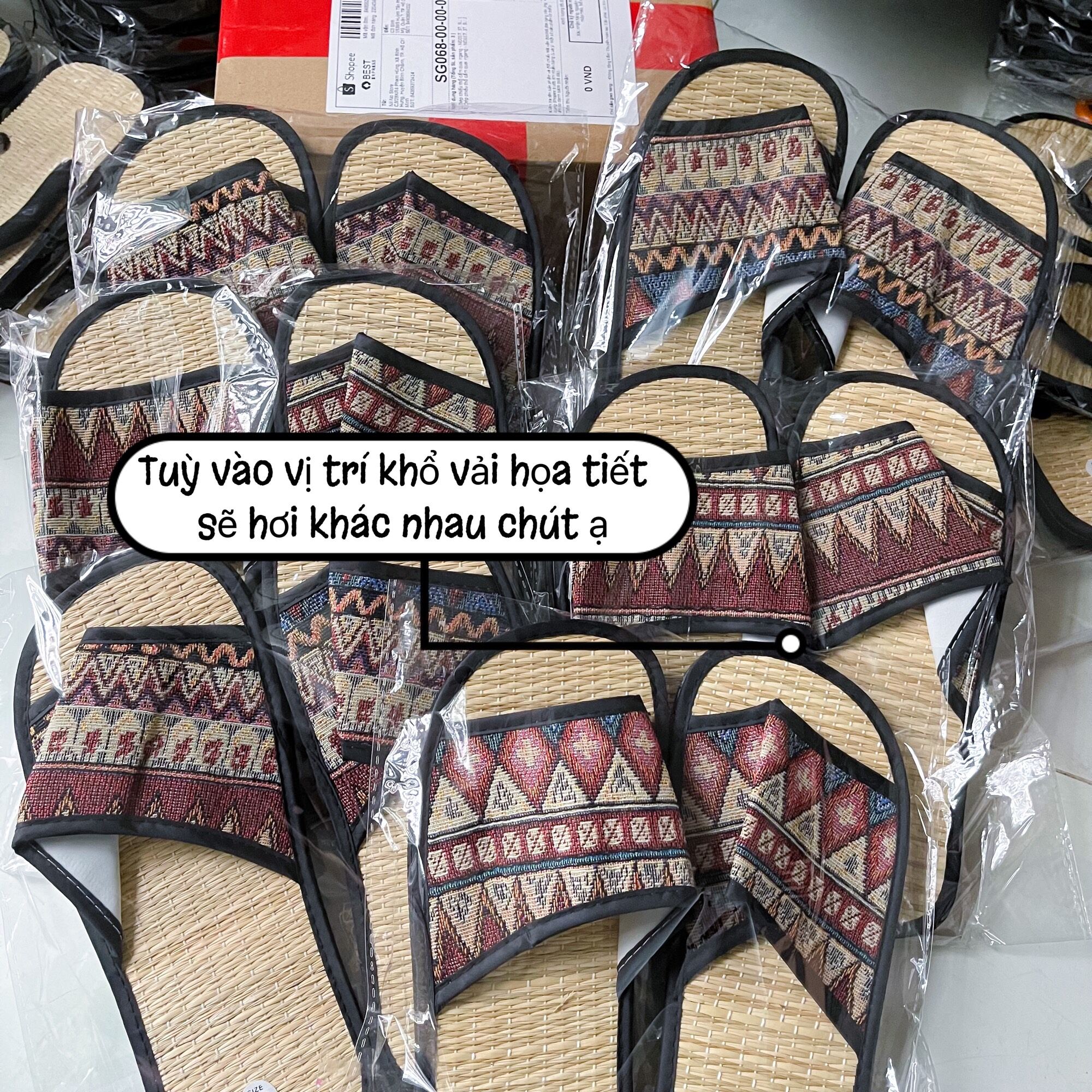 [ND017] Dép chiếu cói thổ cẩm đỏ quai ngang