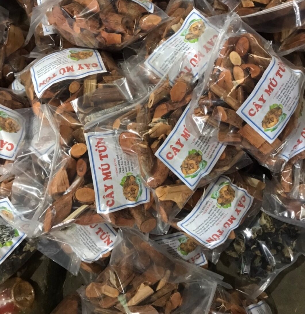 Rễ Cây Mú Từn 1kg