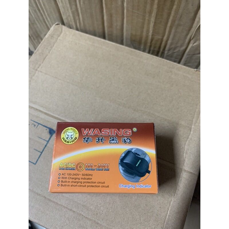 Adapter sạc cho đèn pin WASING