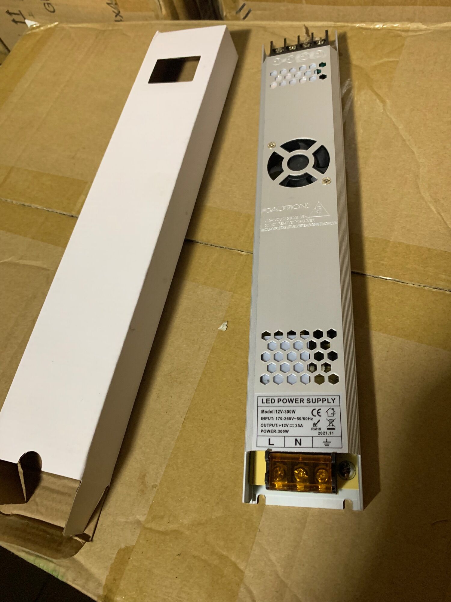 Bộ nguồn led hộp đèn kaki siêu mỏng 12v300w bộ nguồn hộp đèn dây dài 12v25a bộ nguồn