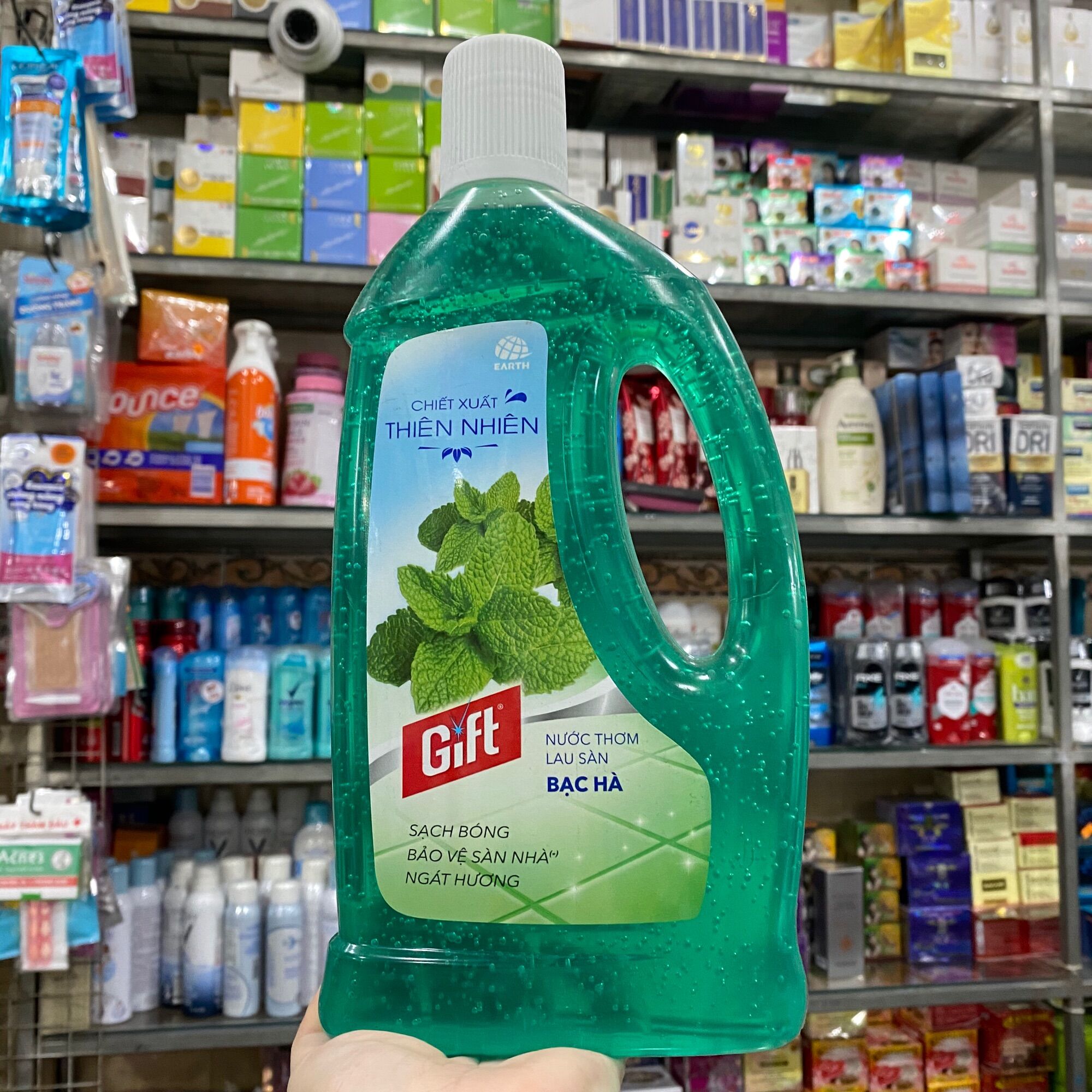 Nước lau sàn Gift hương bạc hà can 1.0 kg