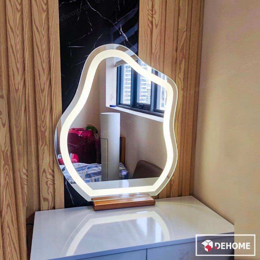 Gương trang điểm để bàn hạt đậu gắn đèn led