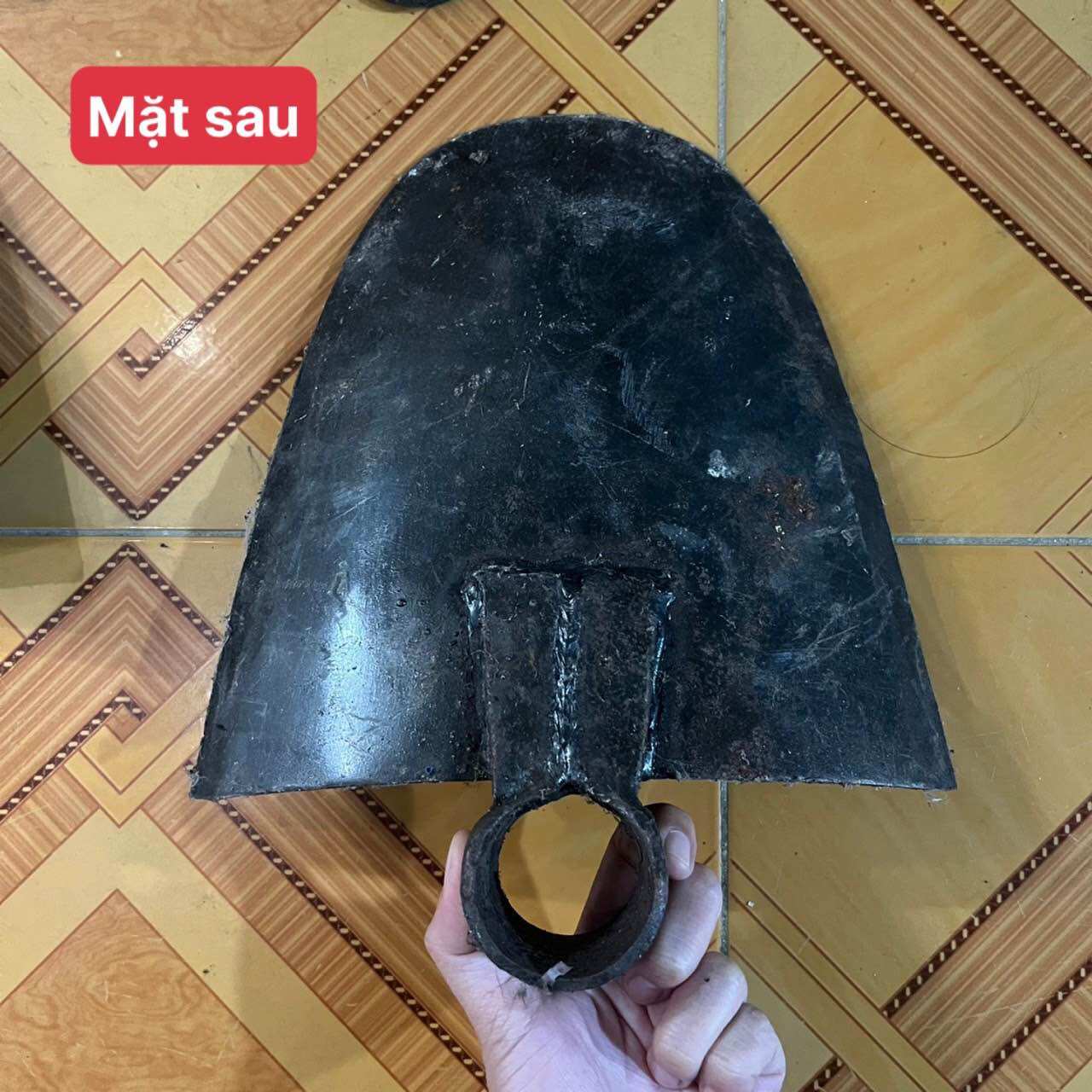 Lưỡi cuốc đất, lưỡi cuốc làm vườn đủ size làm từ thép dày dặn