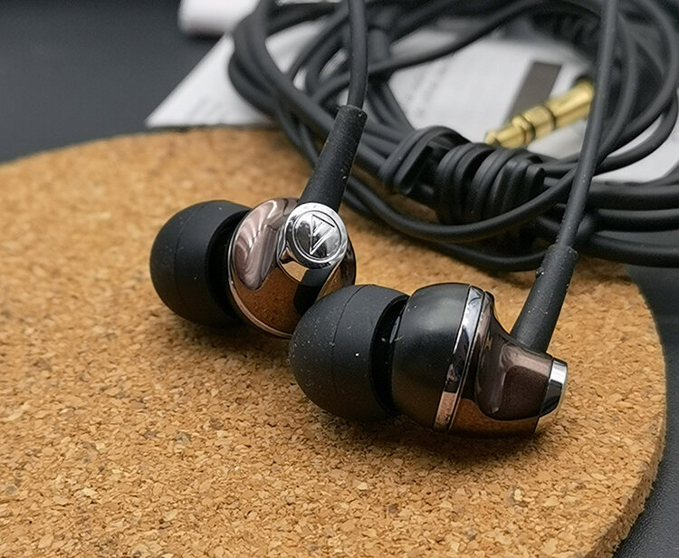 Tai Nghe HIFI Chất Lượng Âm Thanh Cao MP3 Cho Nữ Tiếng Người Trong Tai Kiểu Nhét Tai ATH-CK313M Lão Thiết Gia Nguyên Kiện Nhật Bản