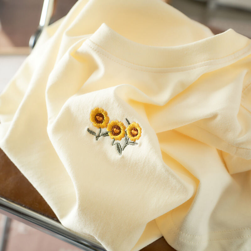 Áo Thun Tay Ngắn Thêu Màu Trắng Dáng Rộng Mùa Hè 2023 Cho Nữ Áo Thun Cotton Cổ Tròn Tay Thường Màu T