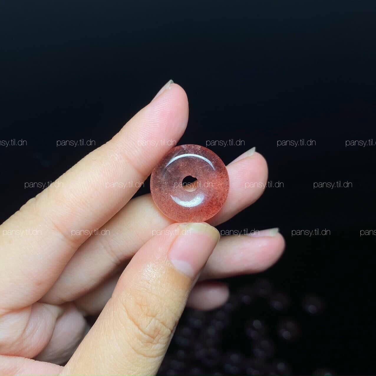 Đồng điếu thạch anh dâu tây hỗ trợ phong thuỷ